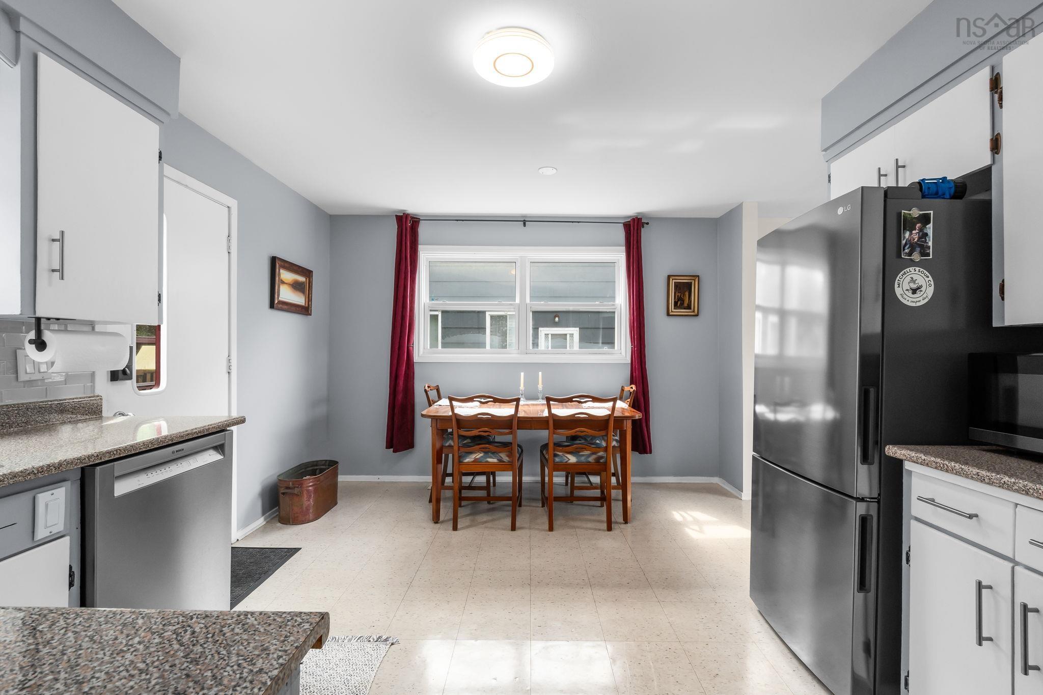 View image 11