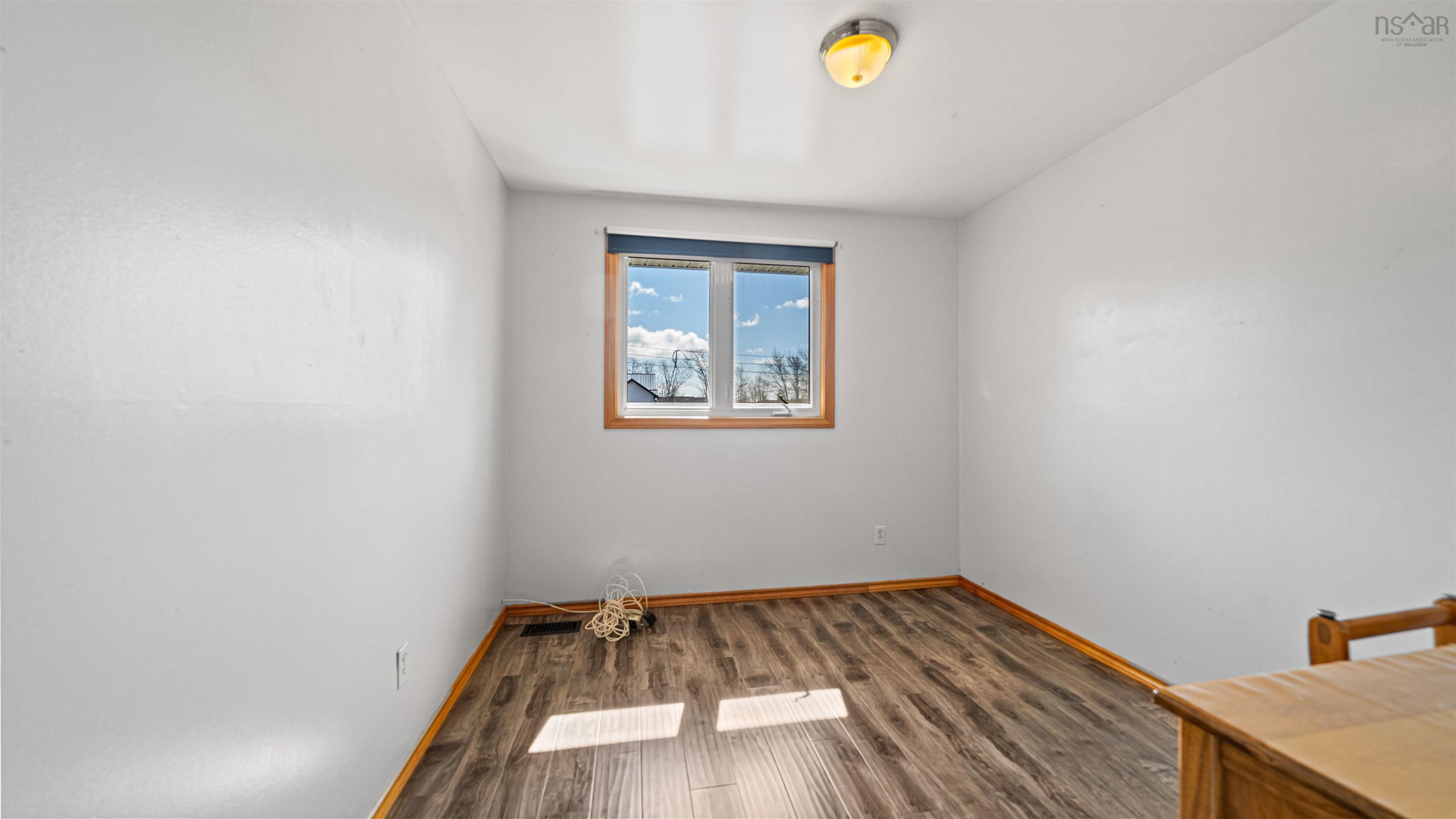View image 18