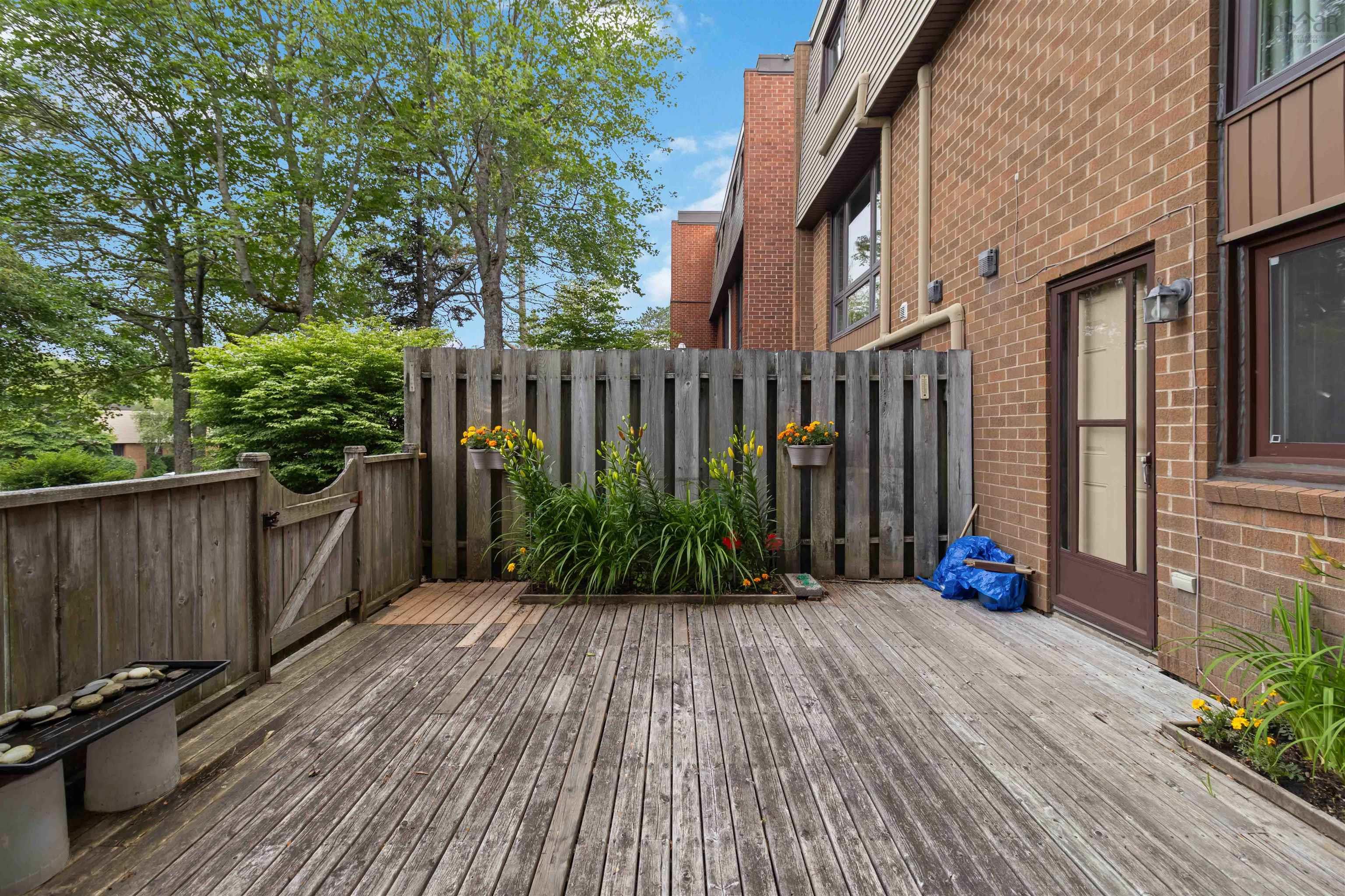 View image 28