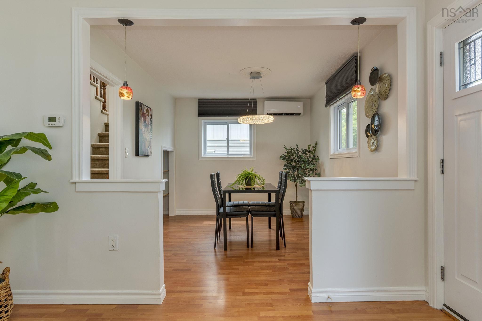 View image 11