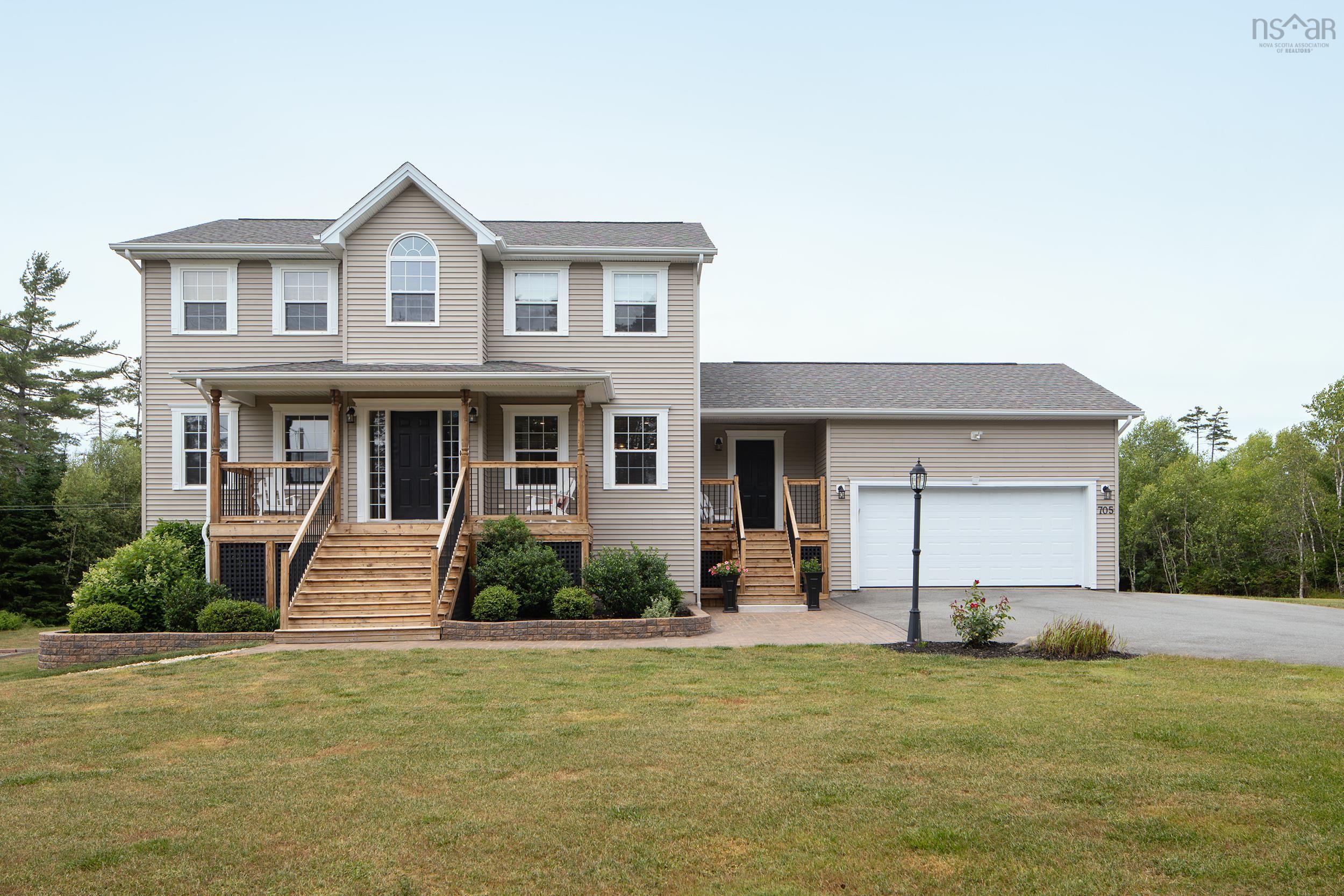 Thumbnail image for 705 Rosemary Drive MLS<sup>®</sup> 202617669