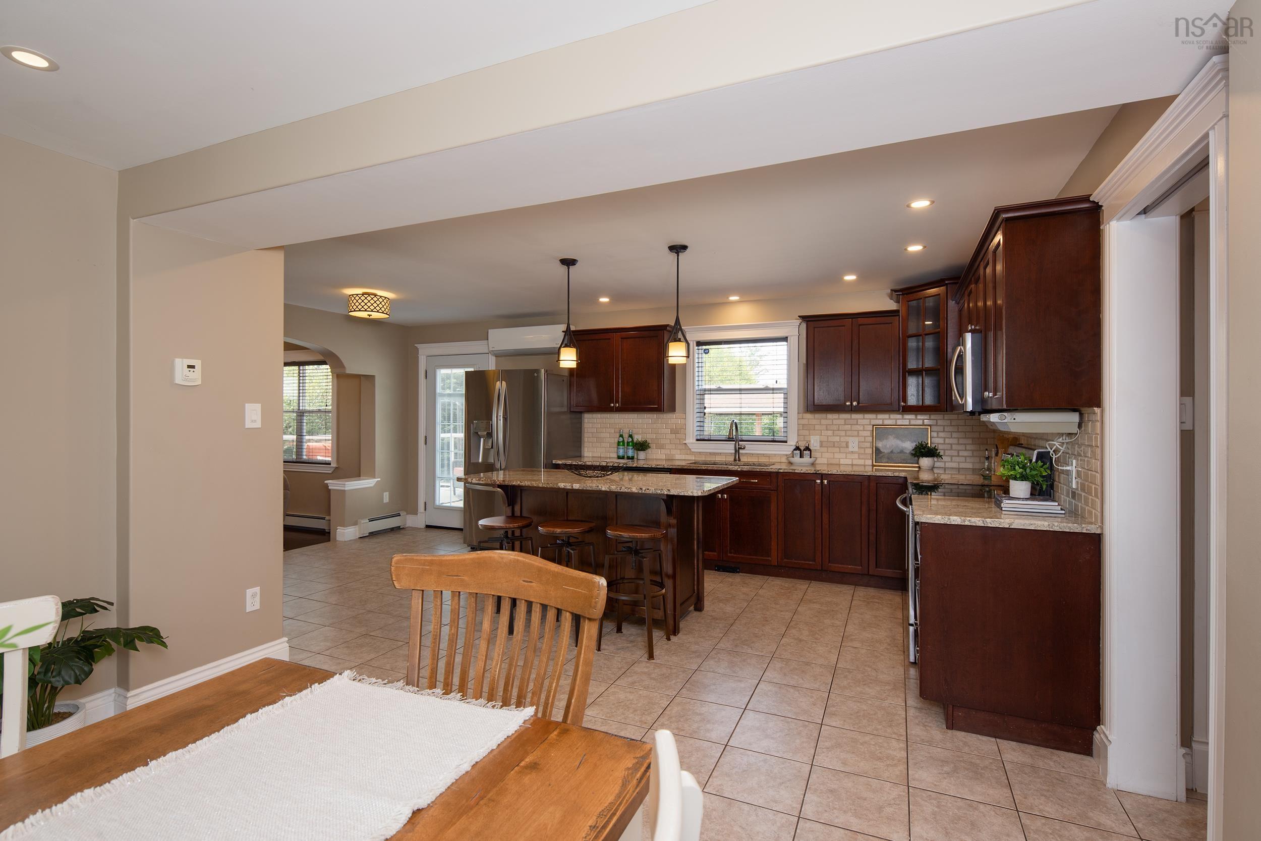 View image 9