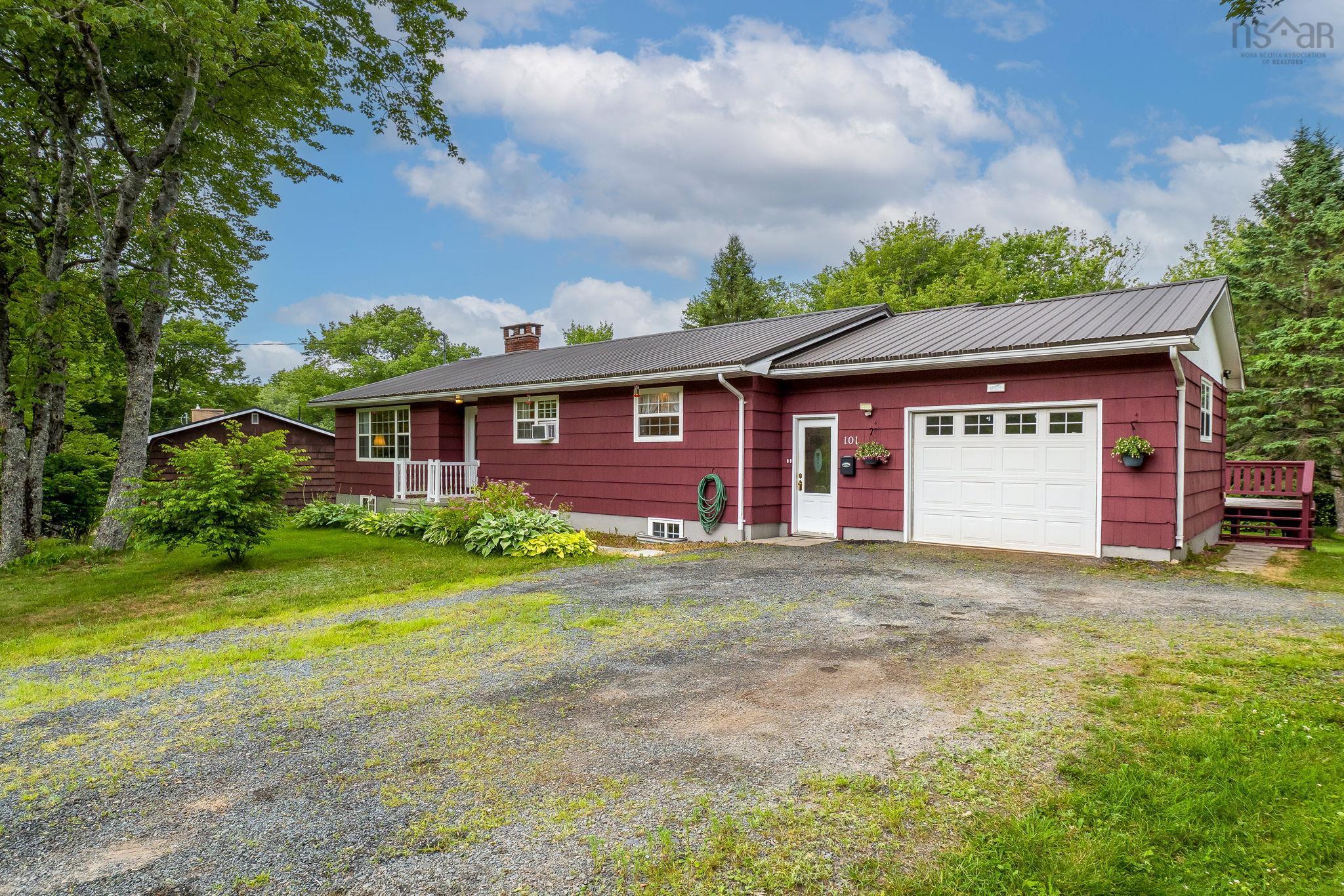 Thumbnail image for 101 Etter Road MLS<sup>®</sup> 202617684
