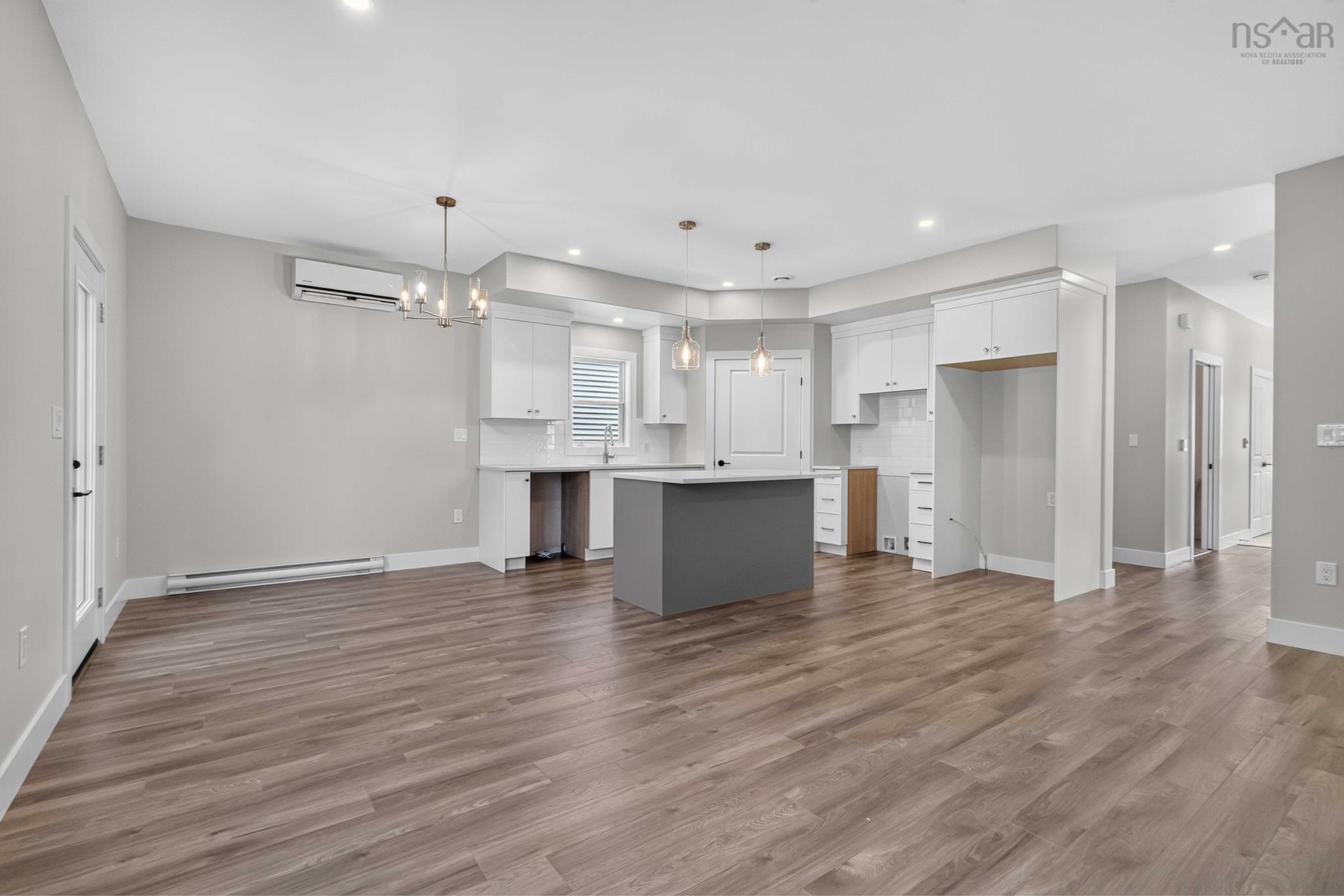 View image 12