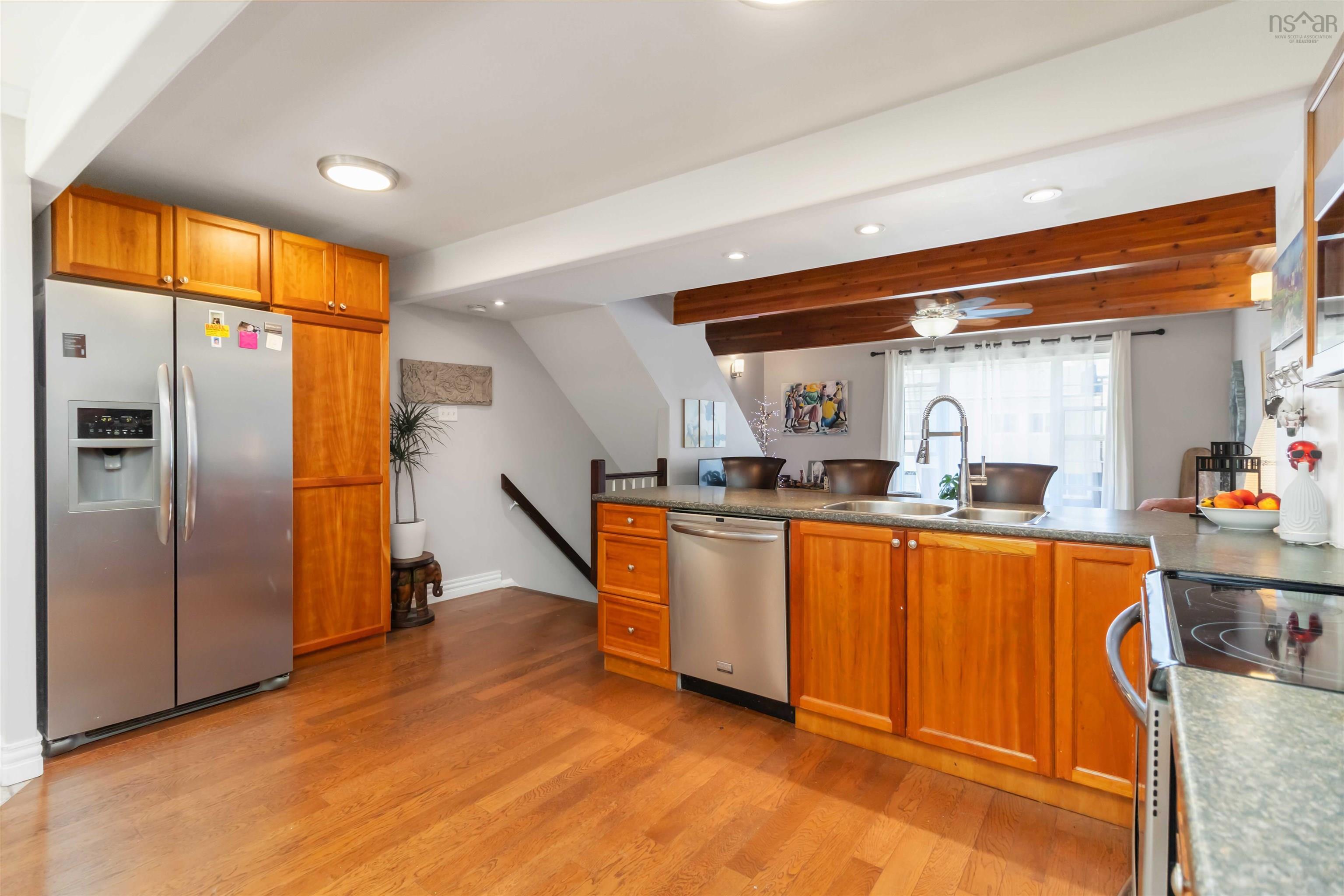 View image 18