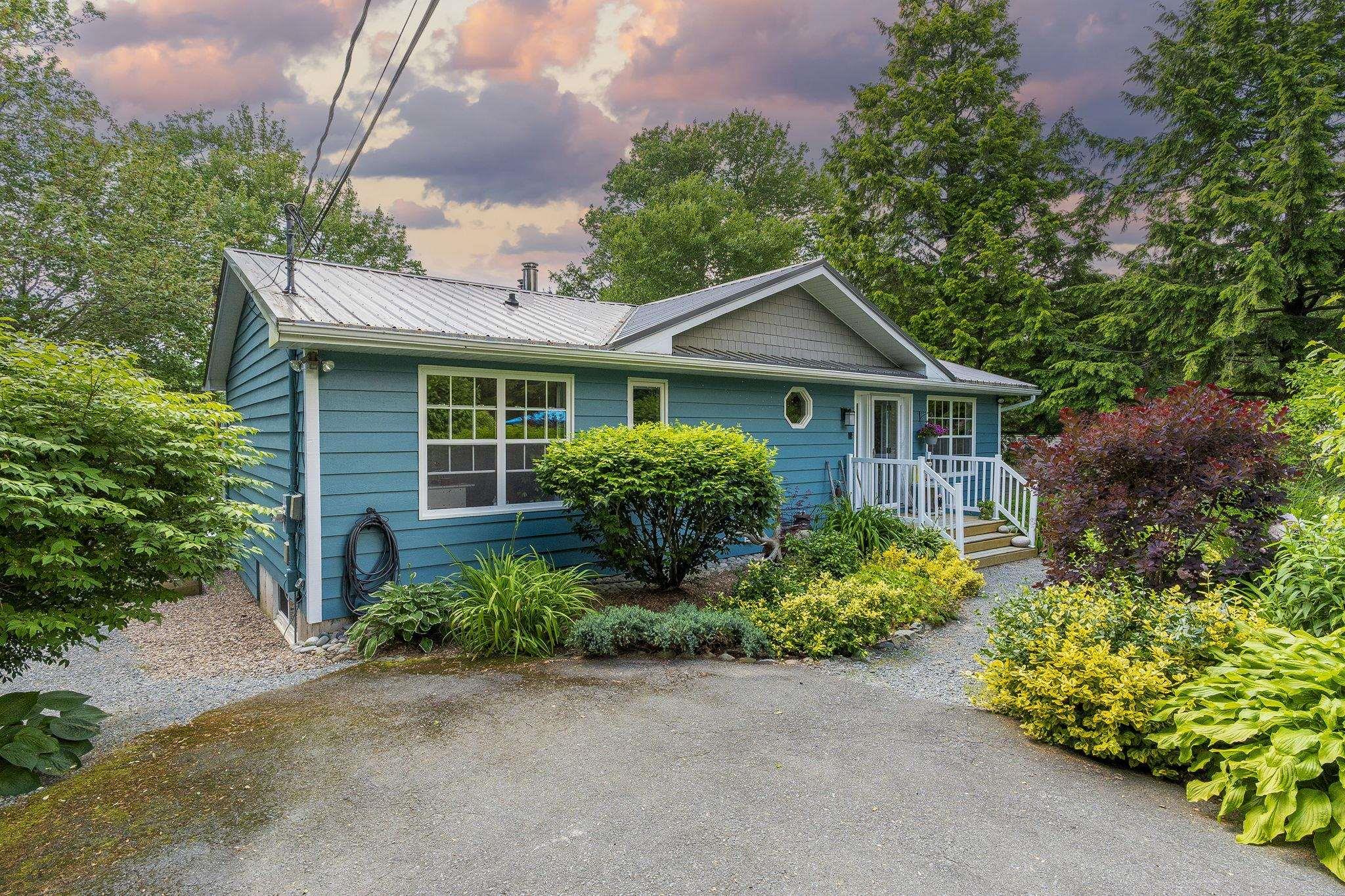 Thumbnail image for 414 Ponderosa Drive Drive MLS<sup>®</sup> 202617715