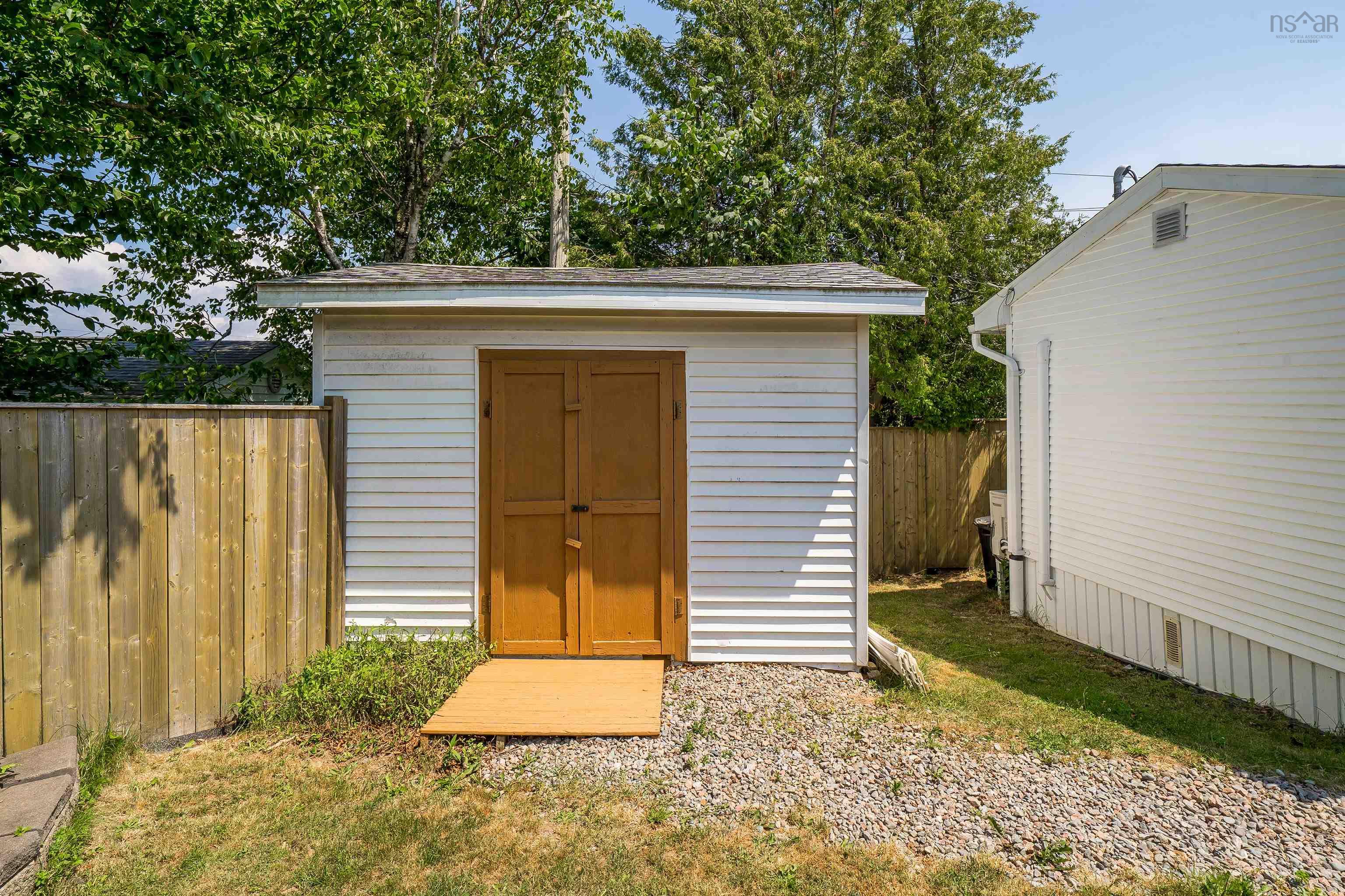View image 9