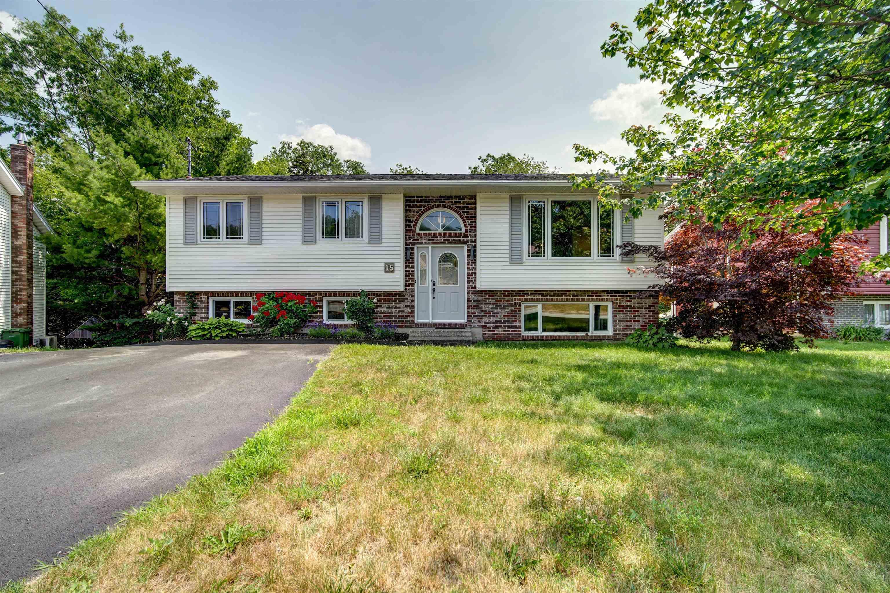 Thumbnail image for 15 Mulley Court MLS<sup>®</sup> 202617786