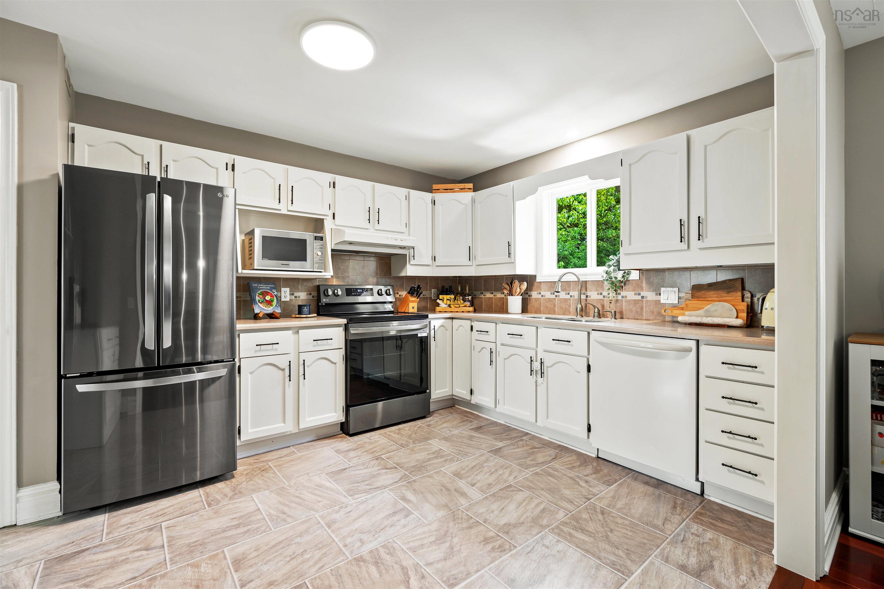 View image 12