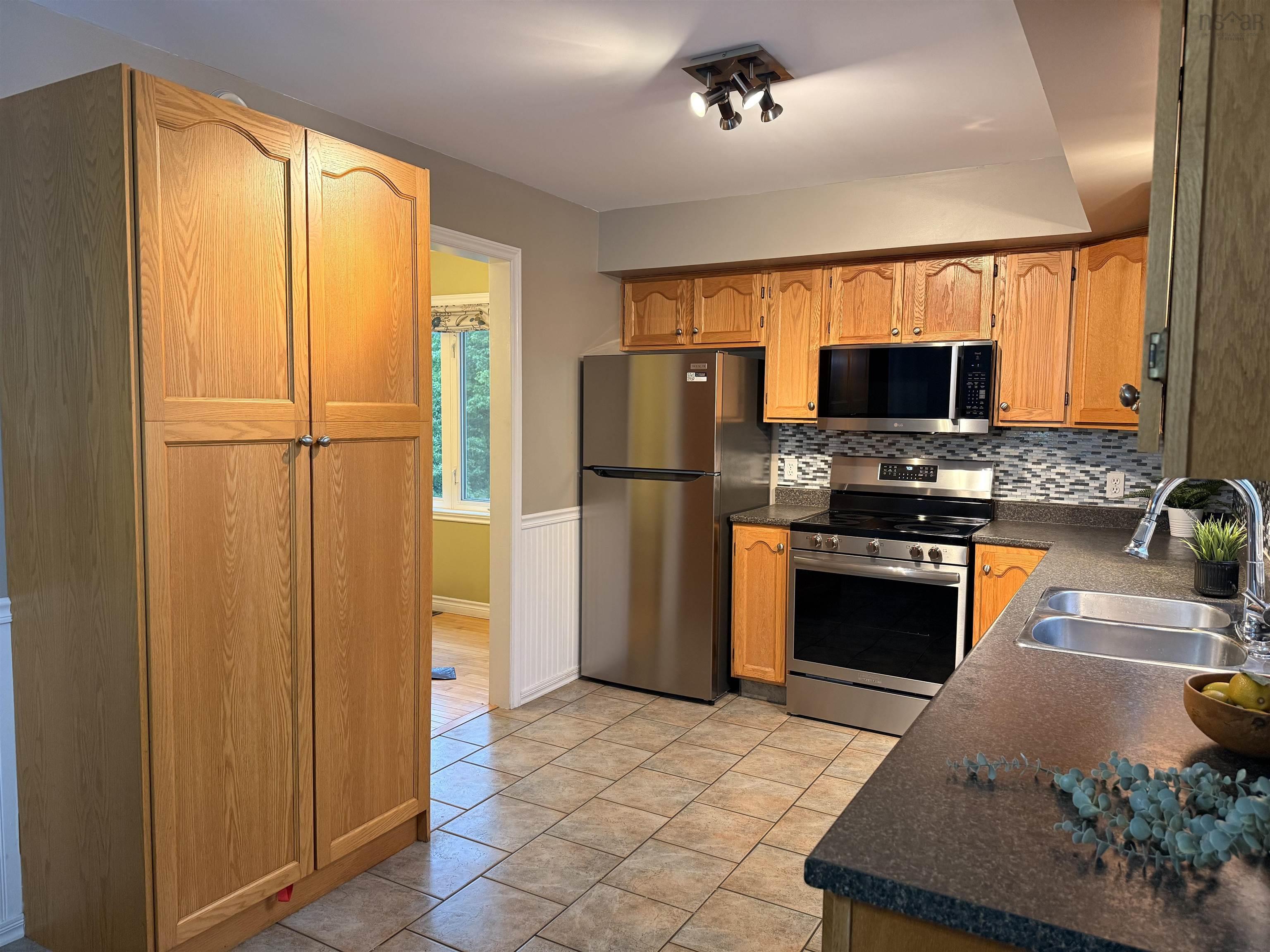 View image 11