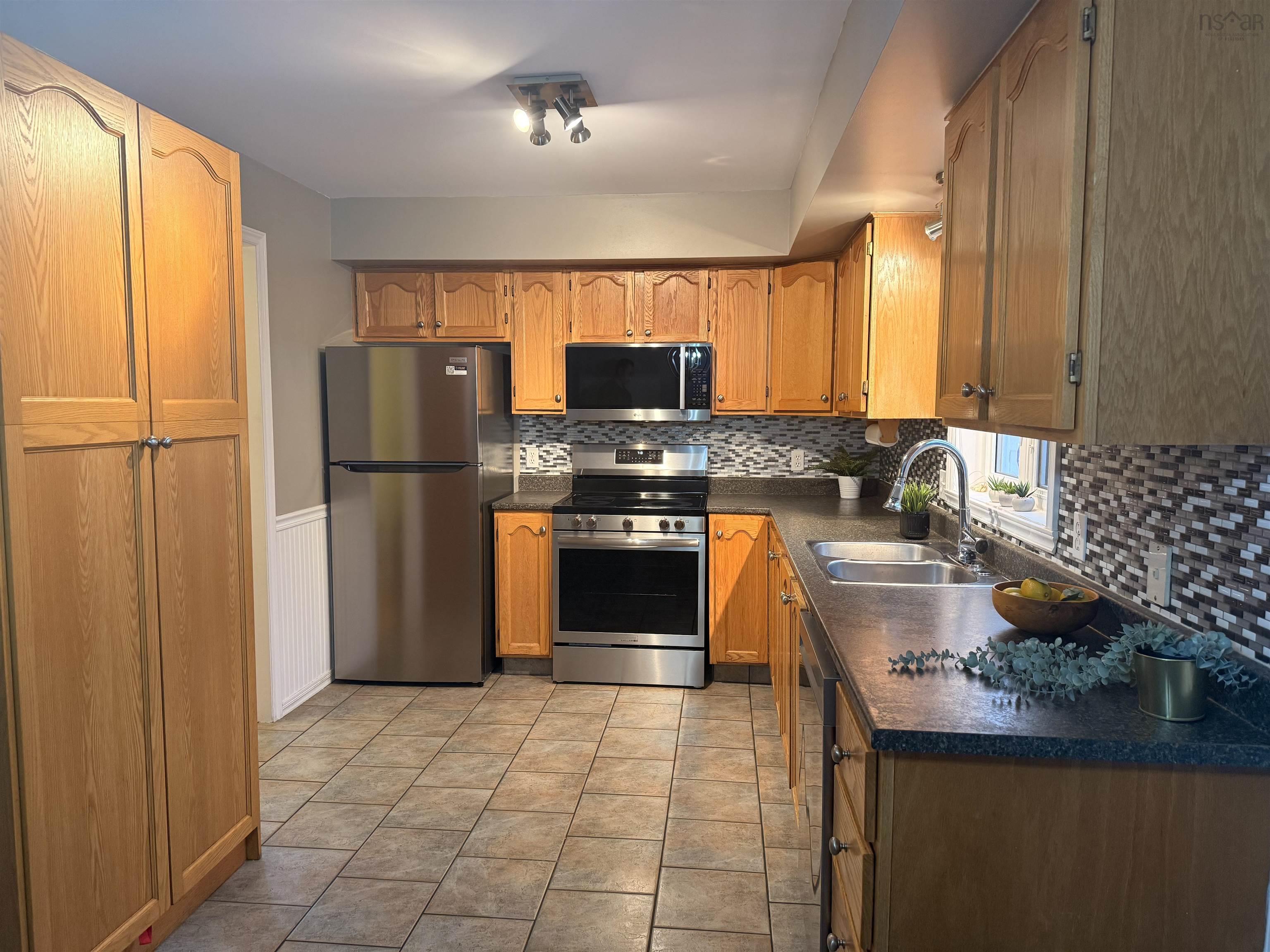 View image 12