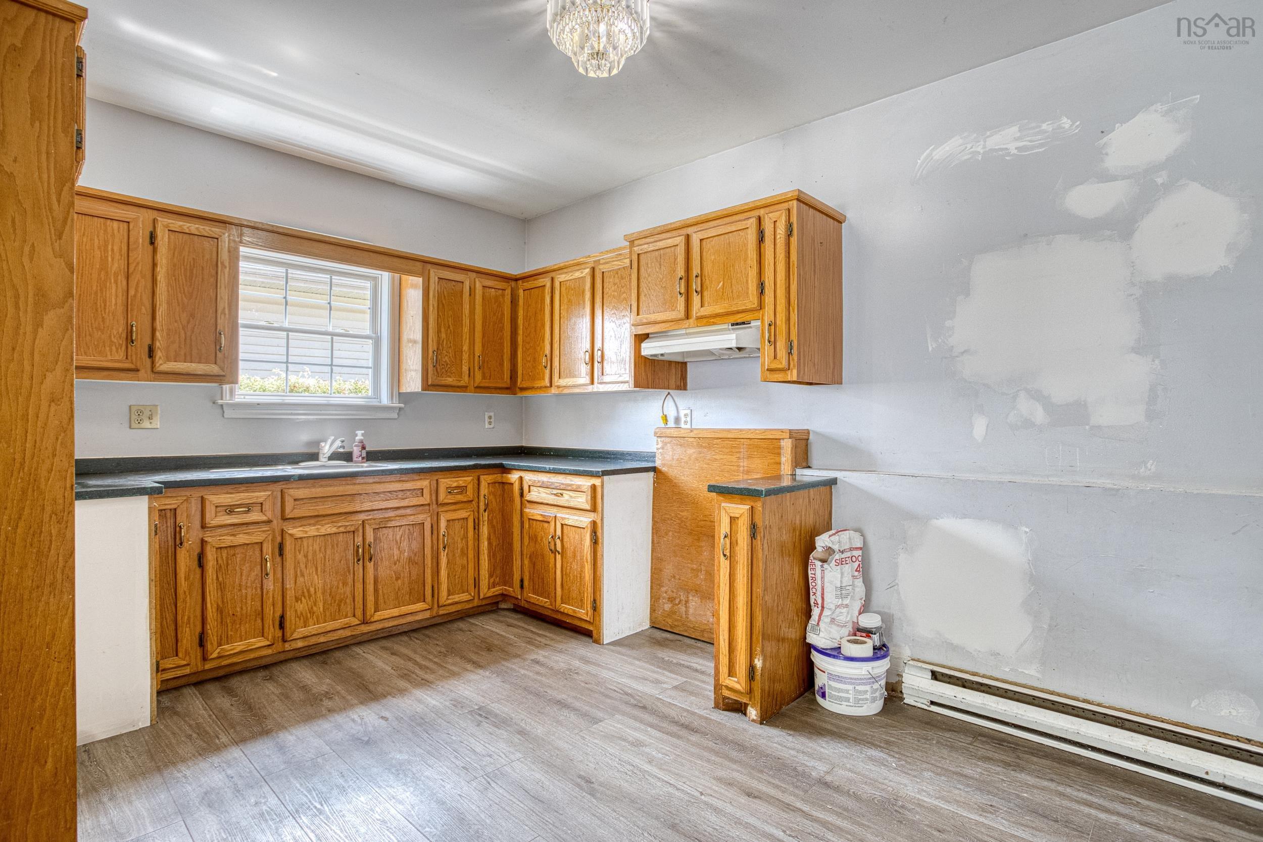 View image 18