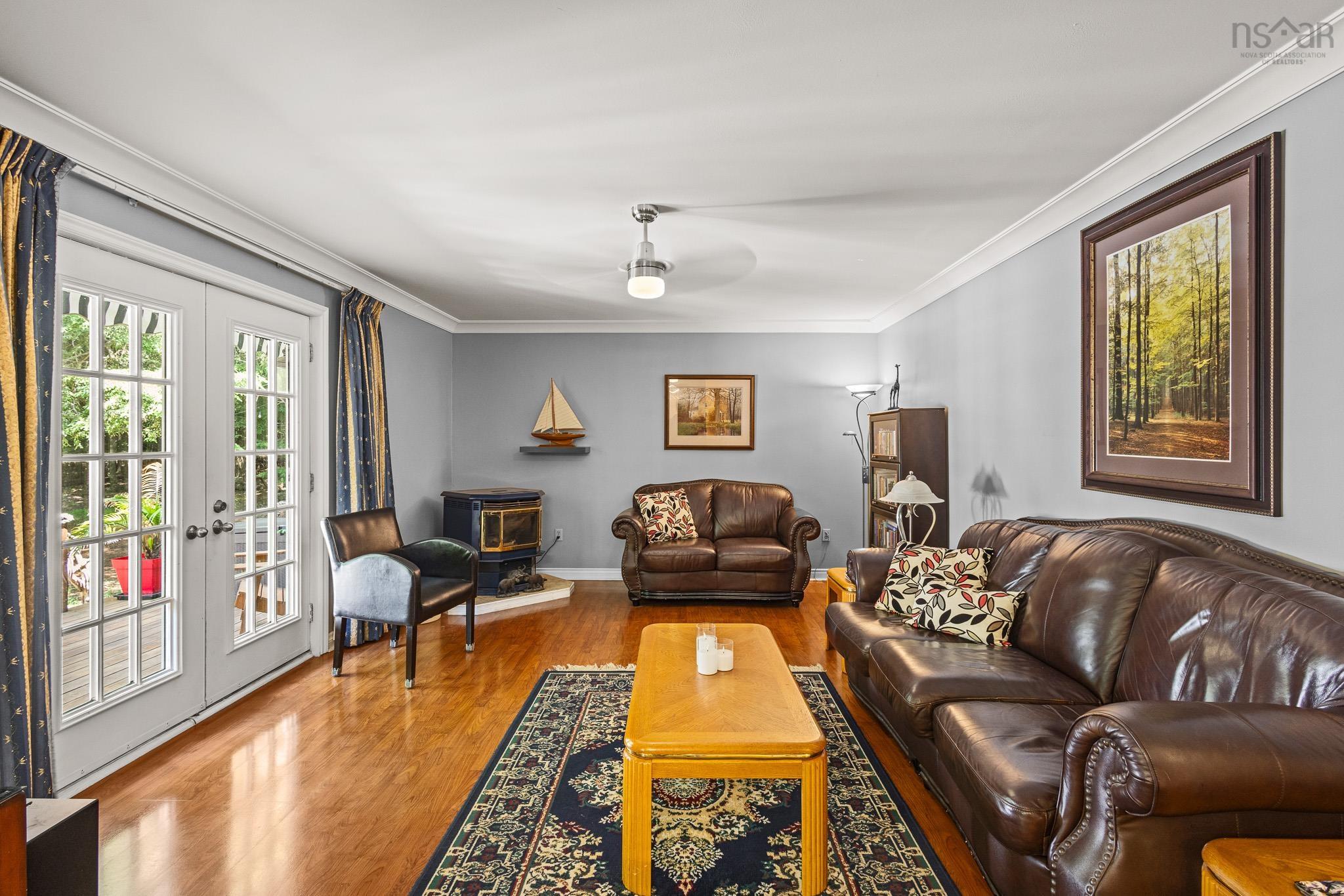 View image 11