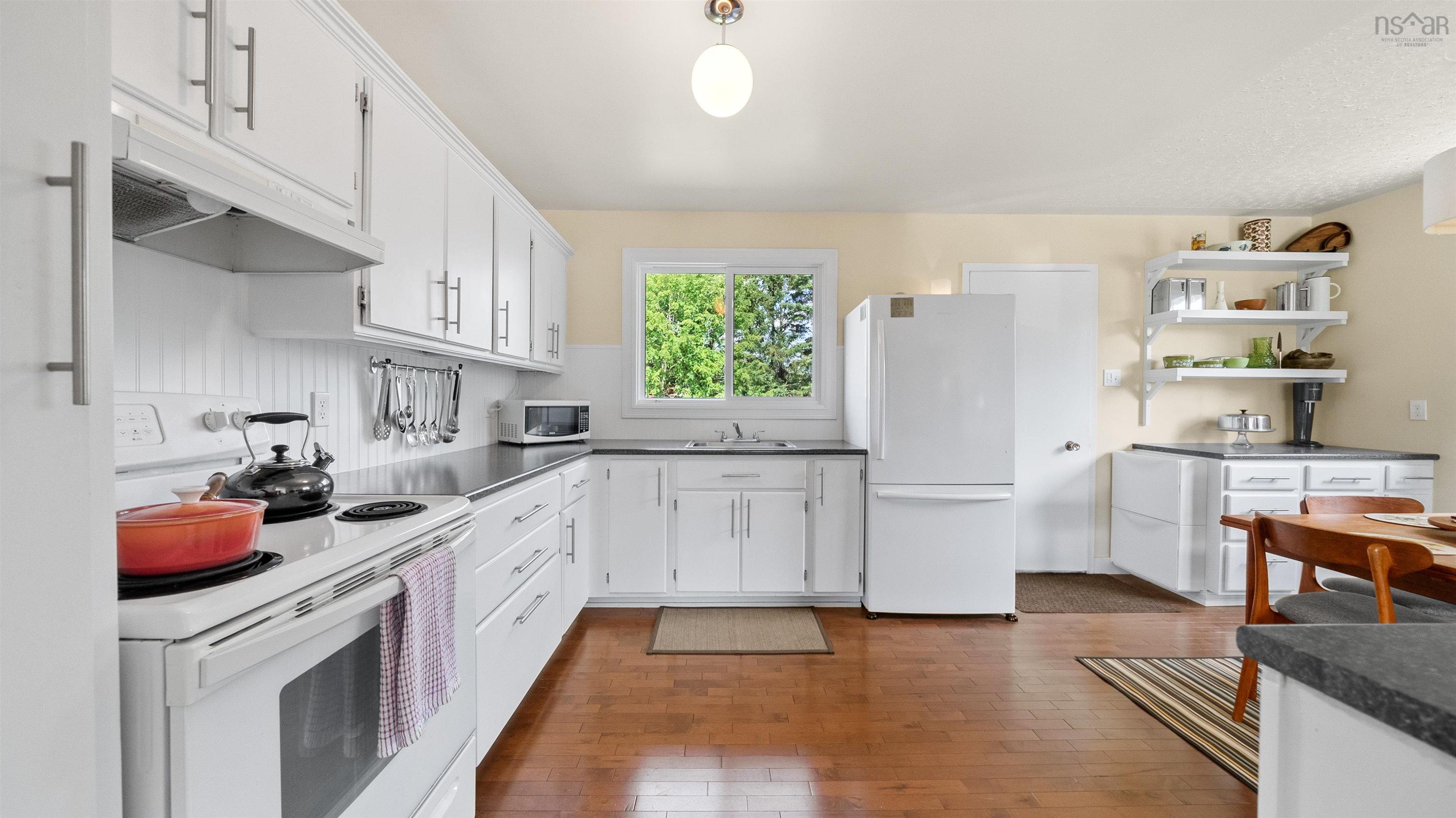 View image 11