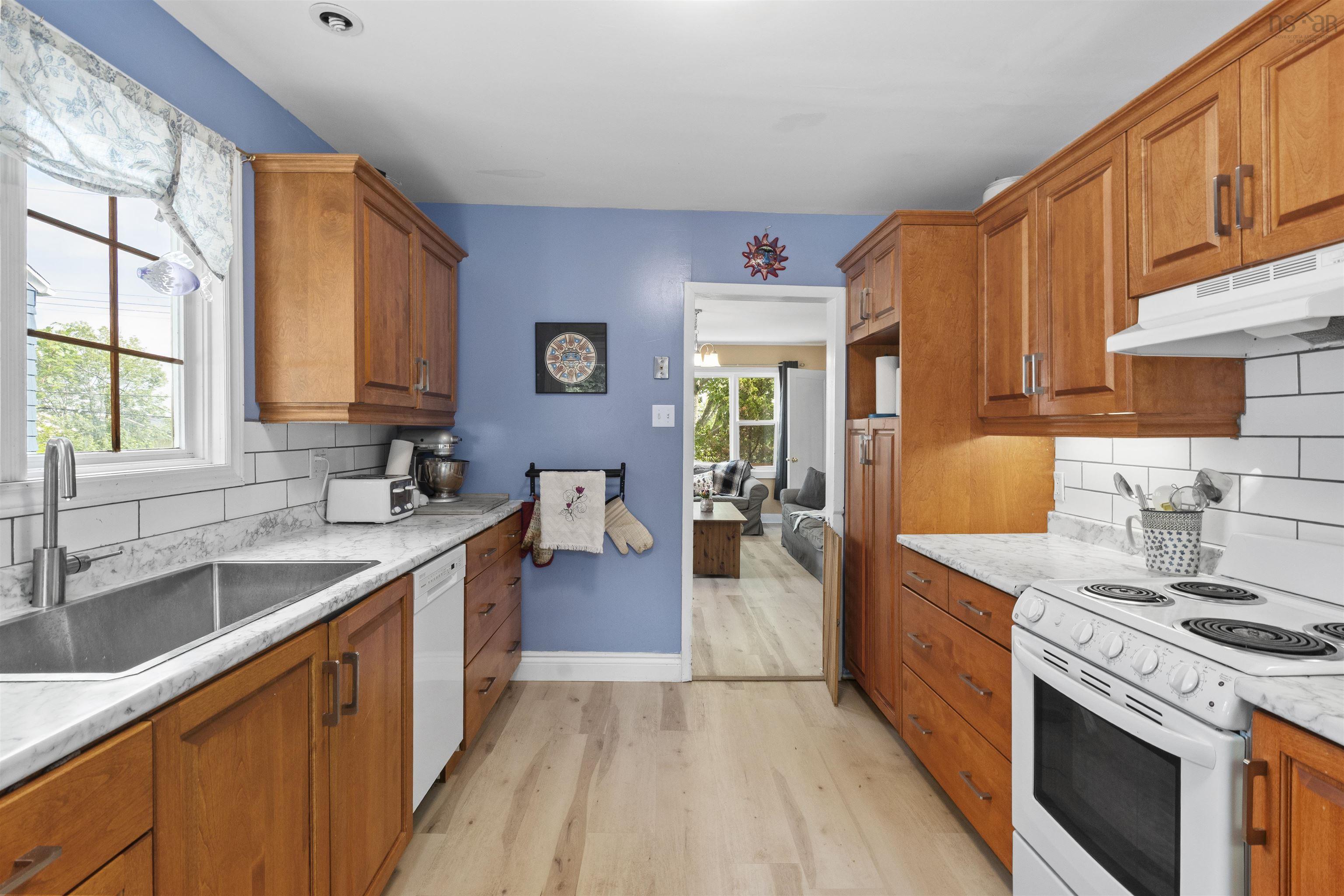 View image 9