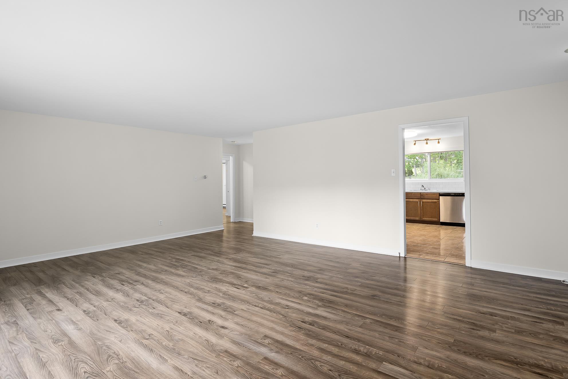 View image 18