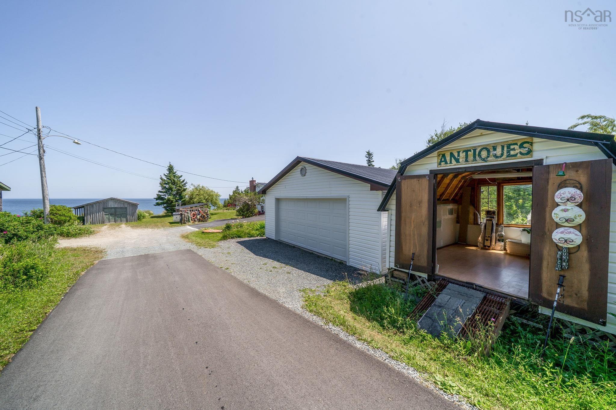 View image 28