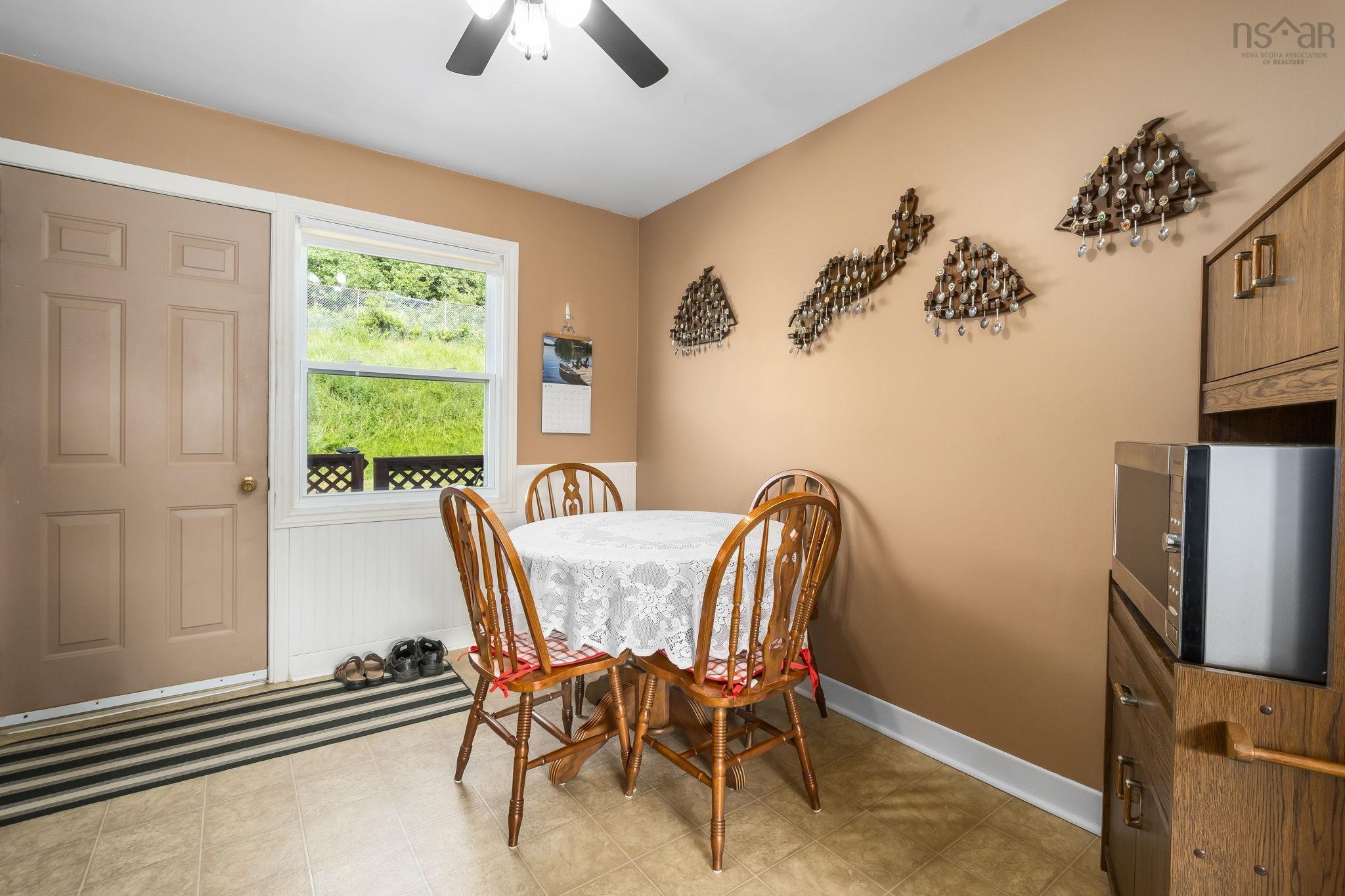 View image 16