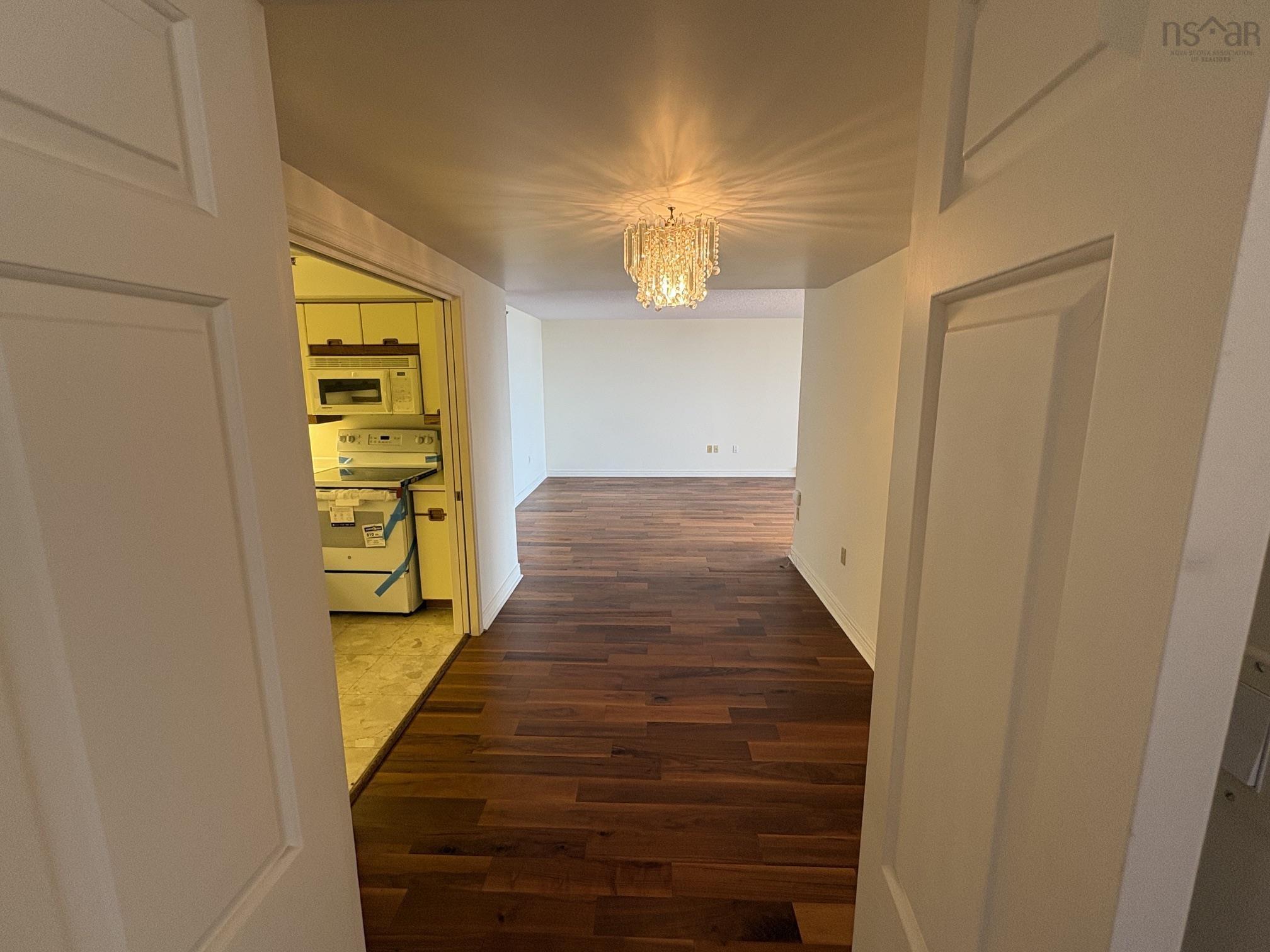 View image 9