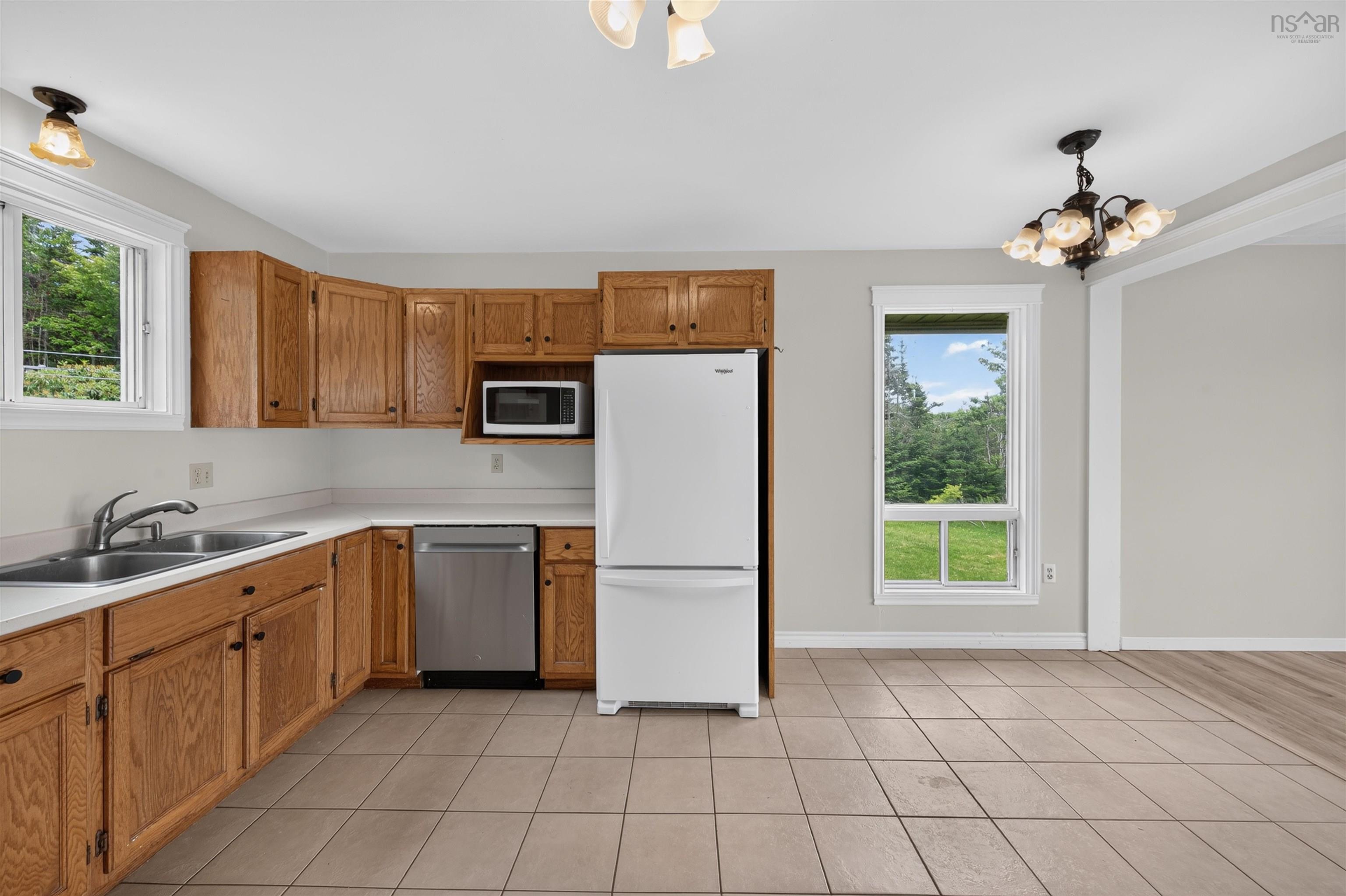 View image 9