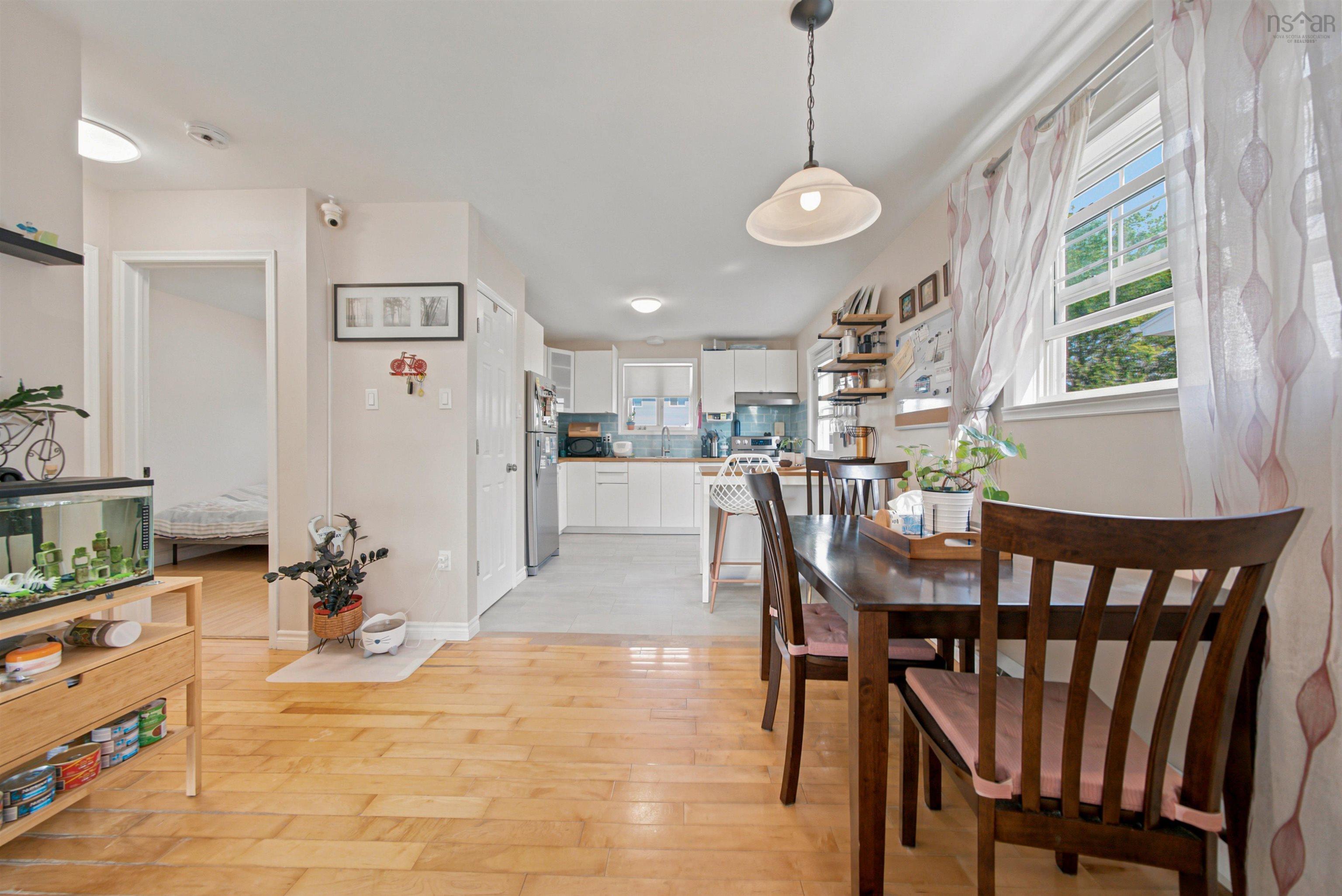 View image 9