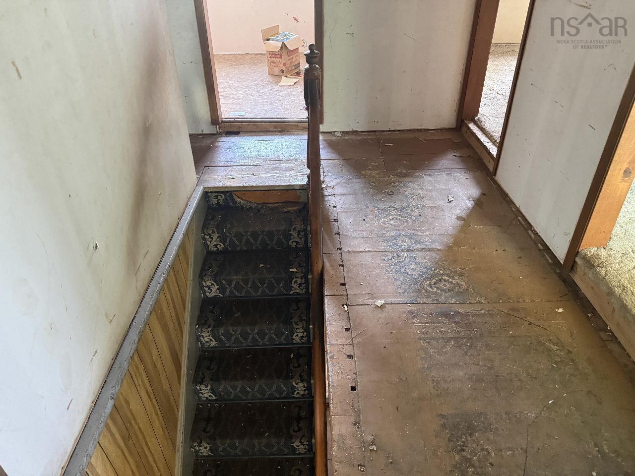 View image 18