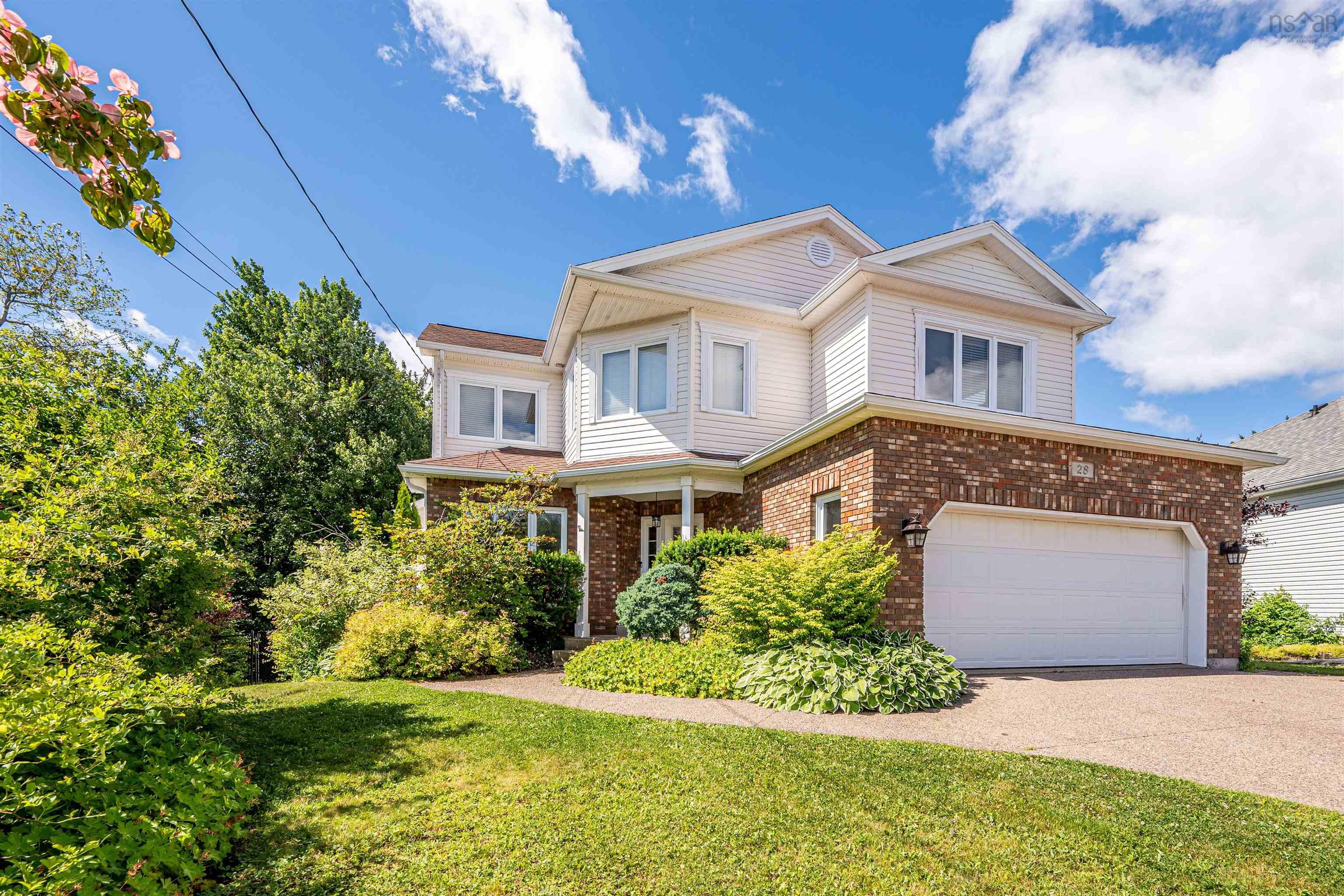 Thumbnail image for 28 Rockhaven Court MLS<sup>®</sup> 202618008