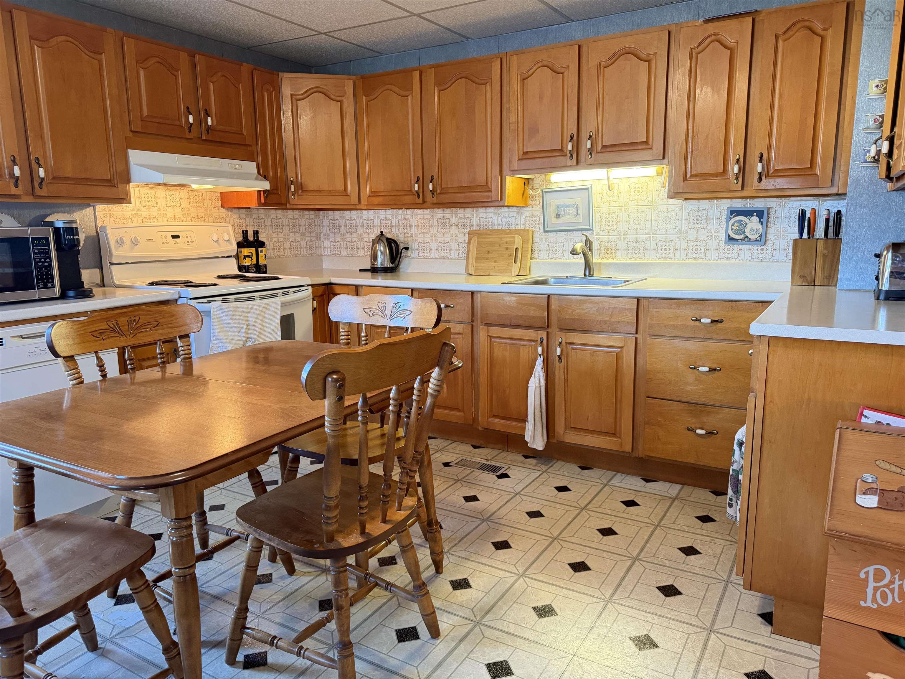 View image 16