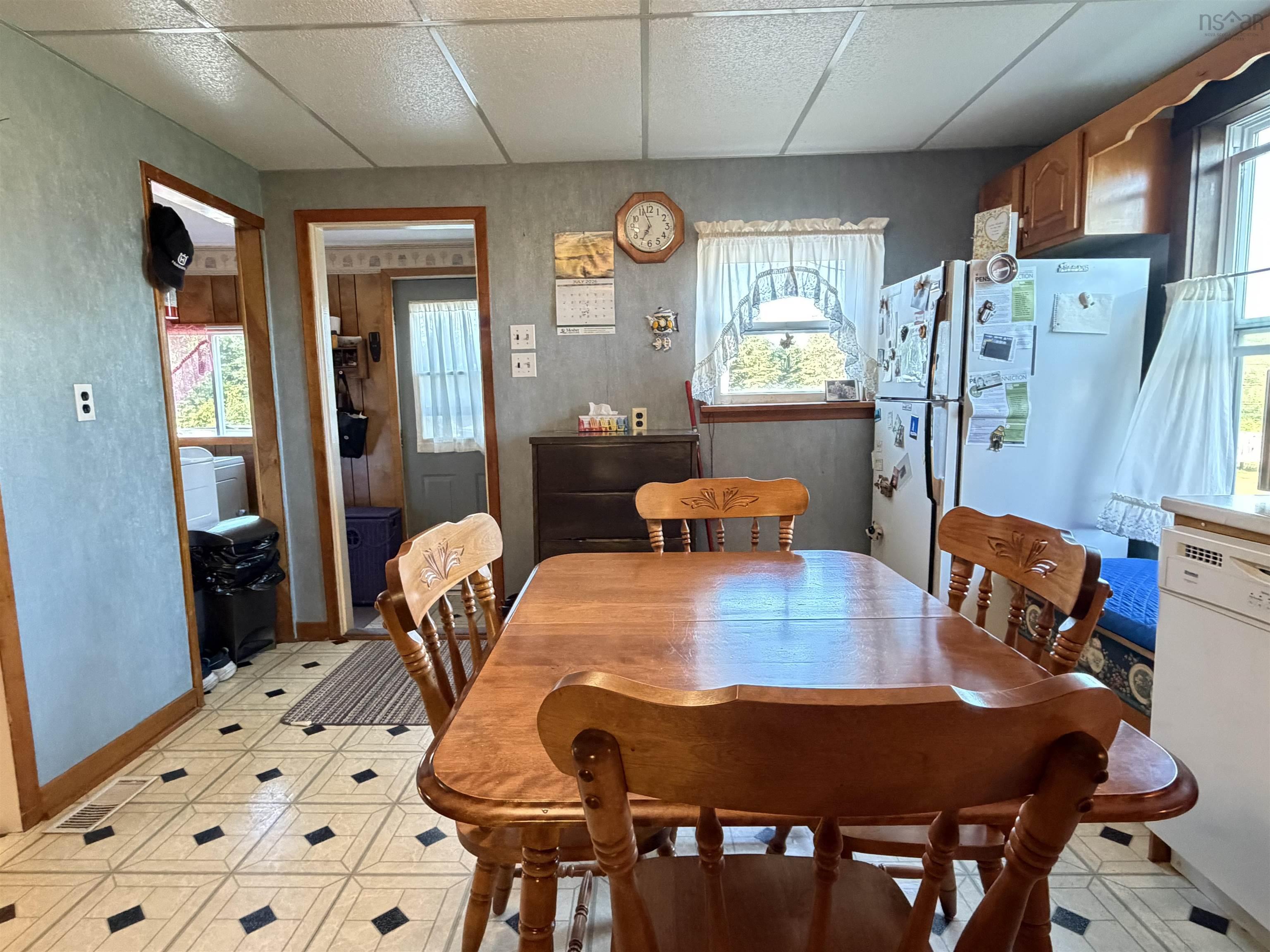 View image 18