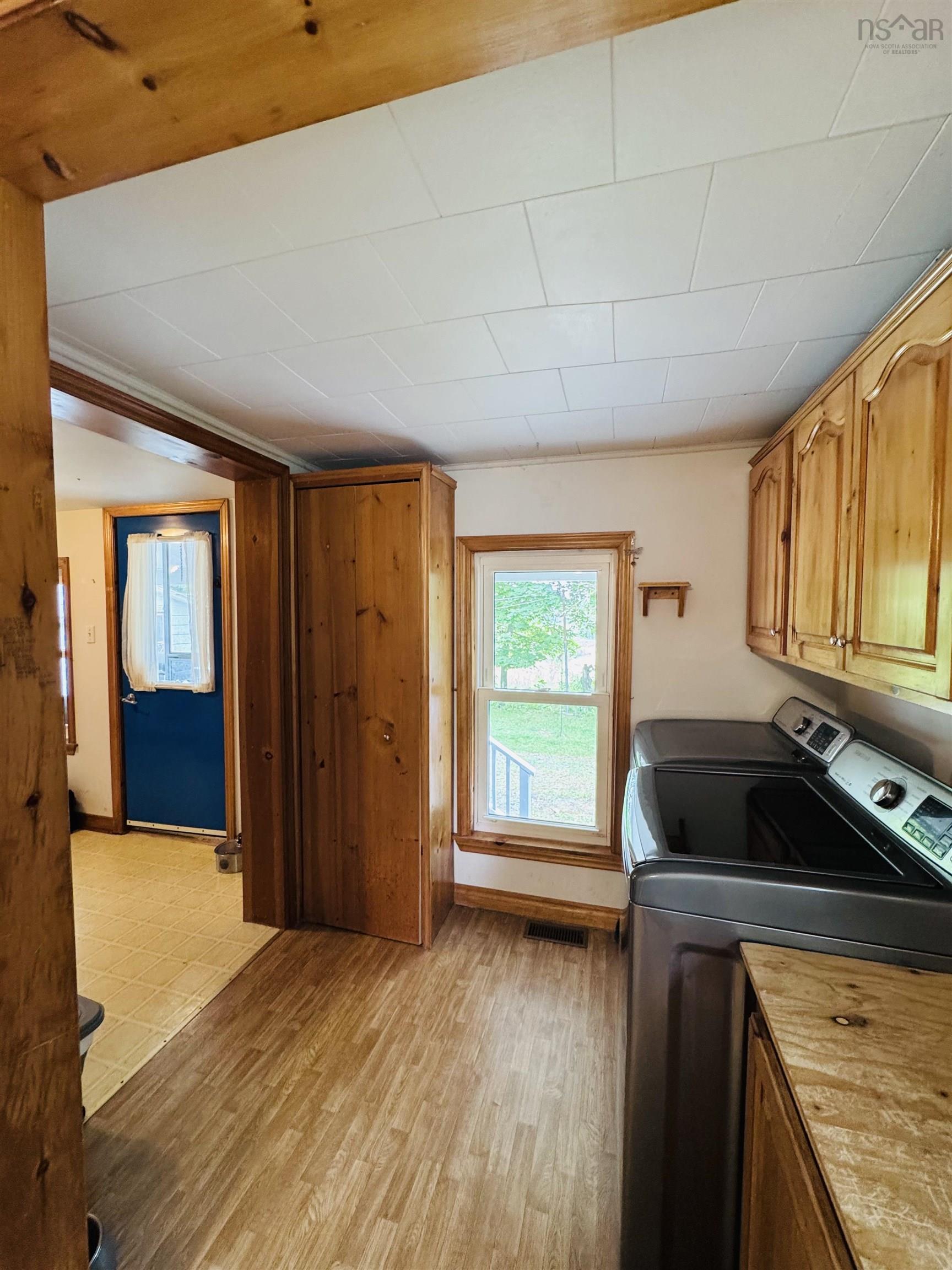 View image 16