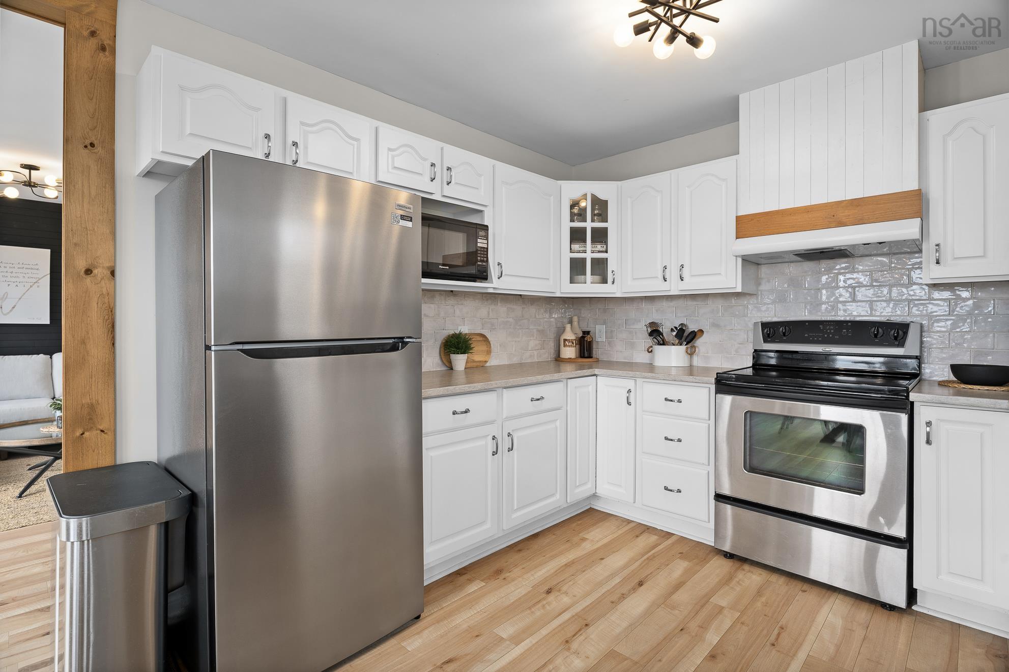 View image 18