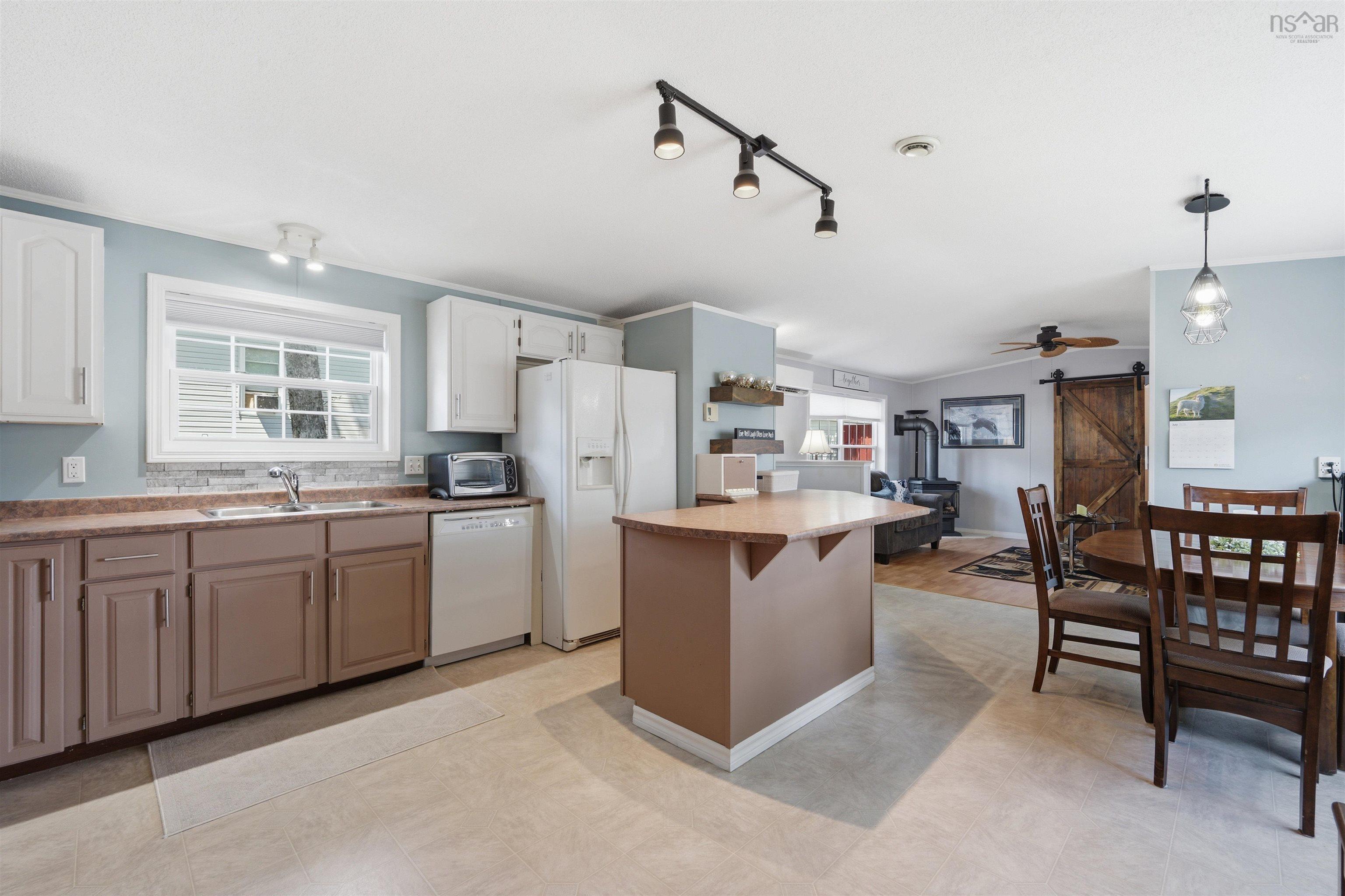 View image 9