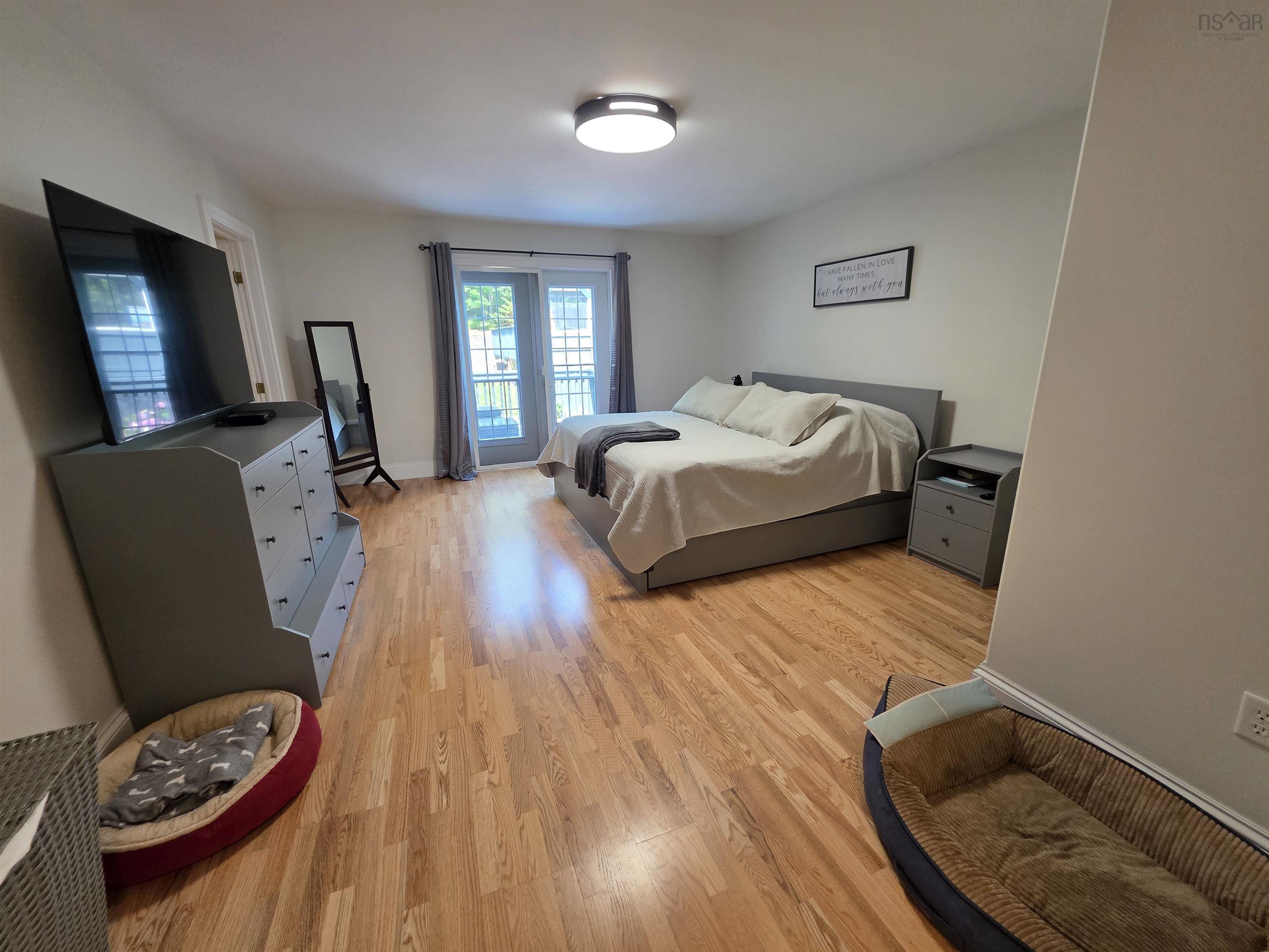 View image 11