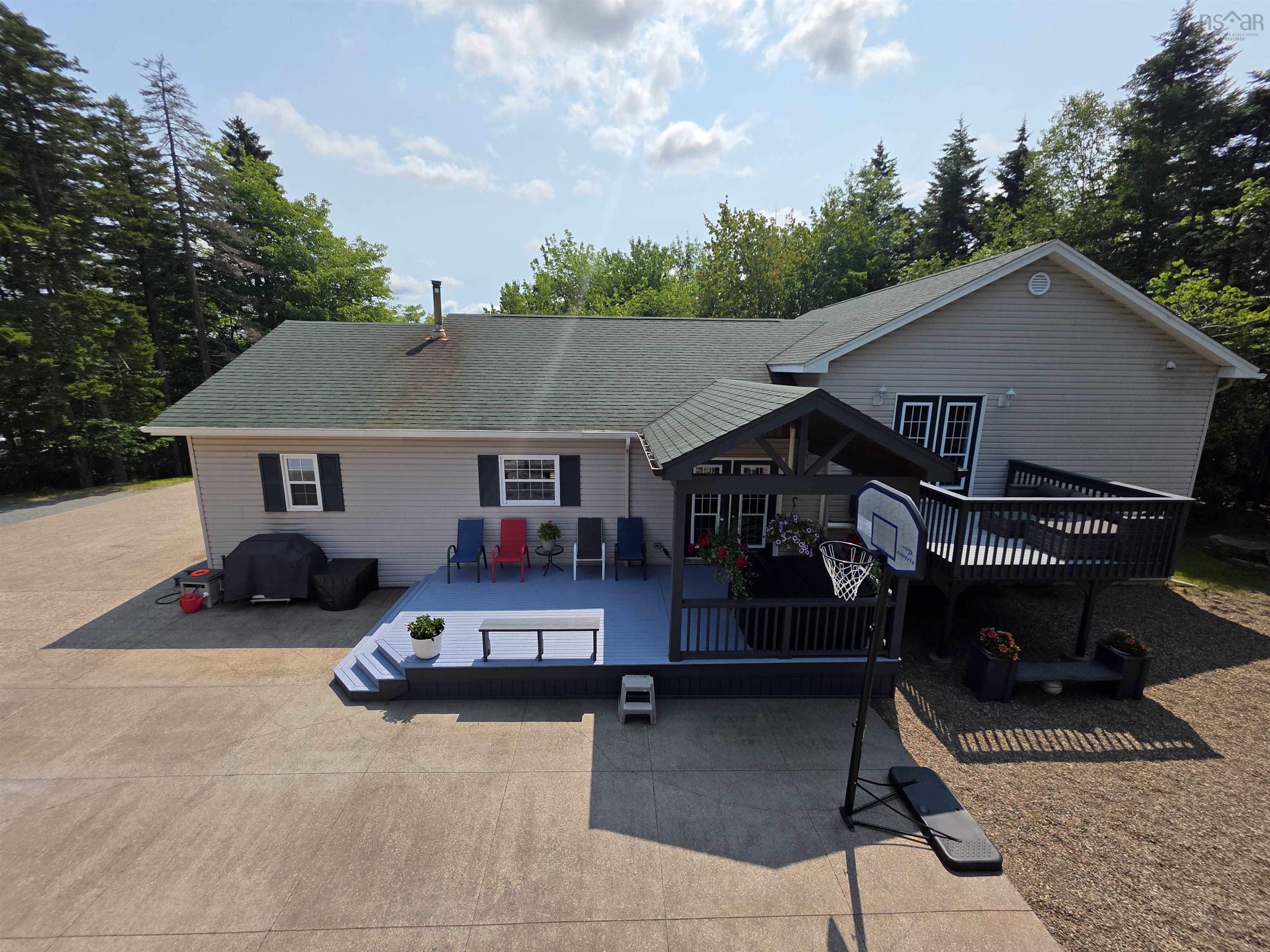 View image 17