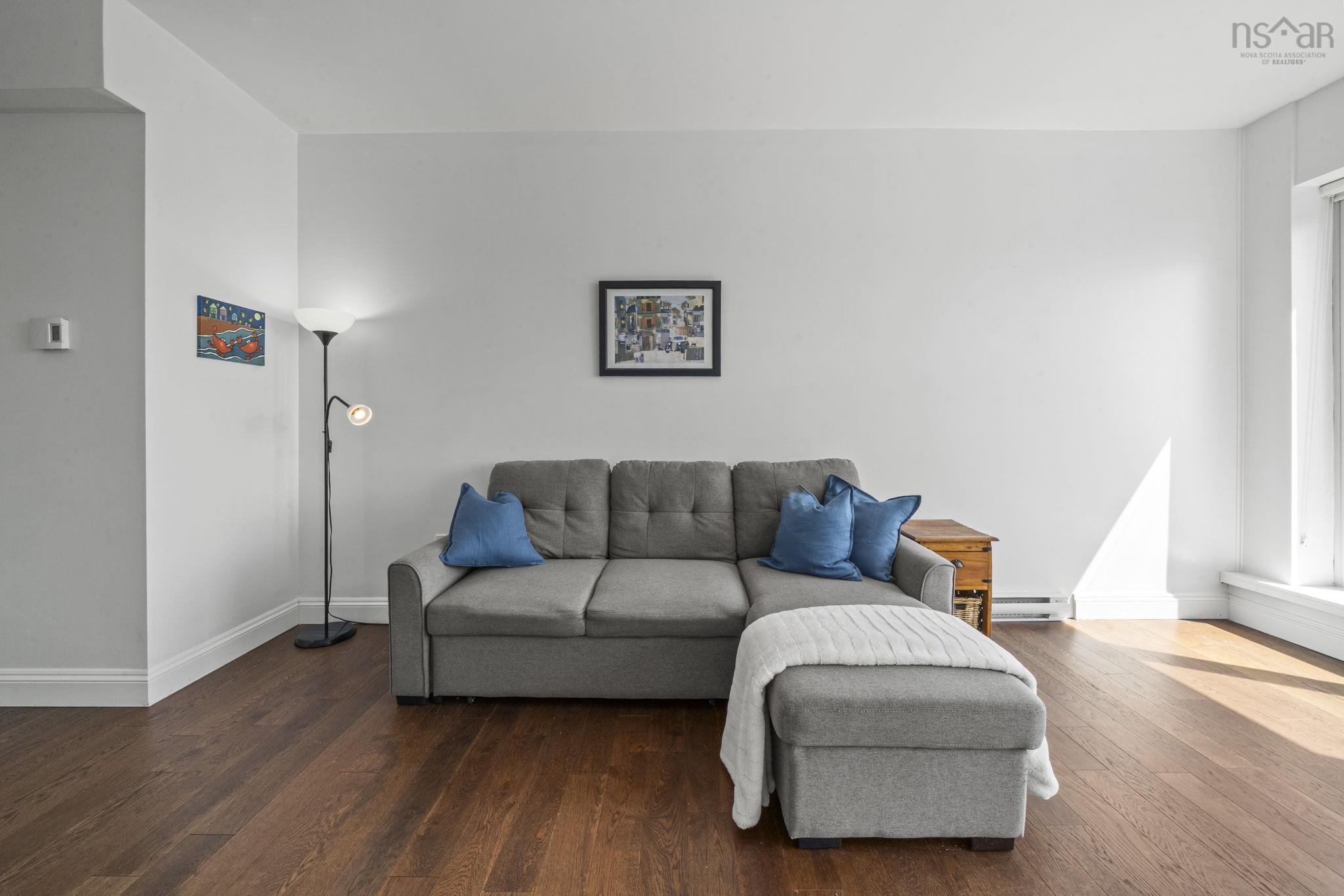 View image 19