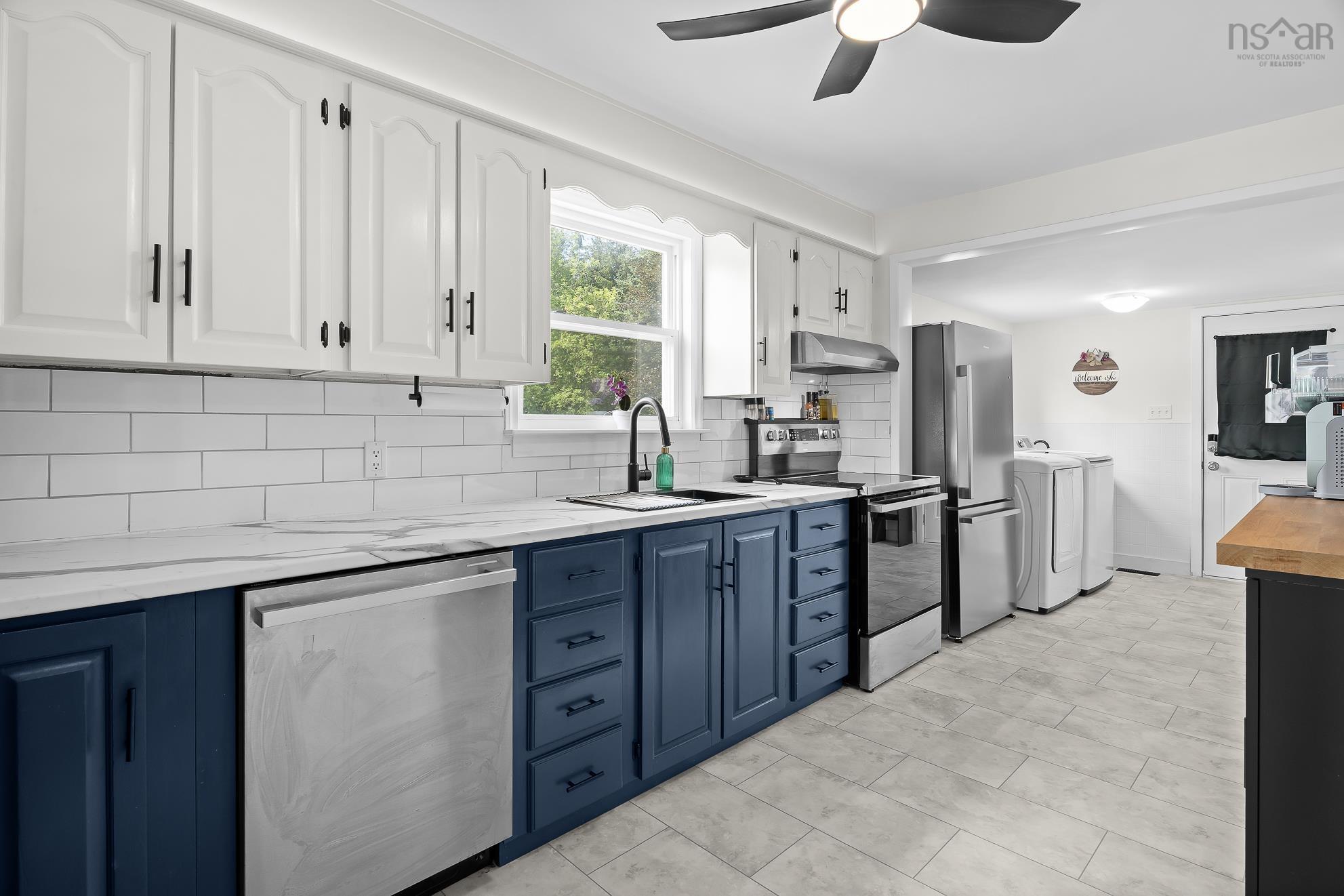 View image 11