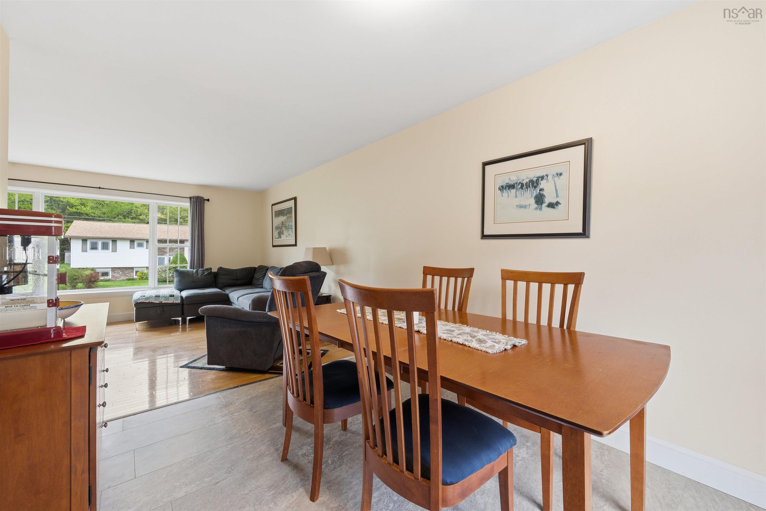View image 11