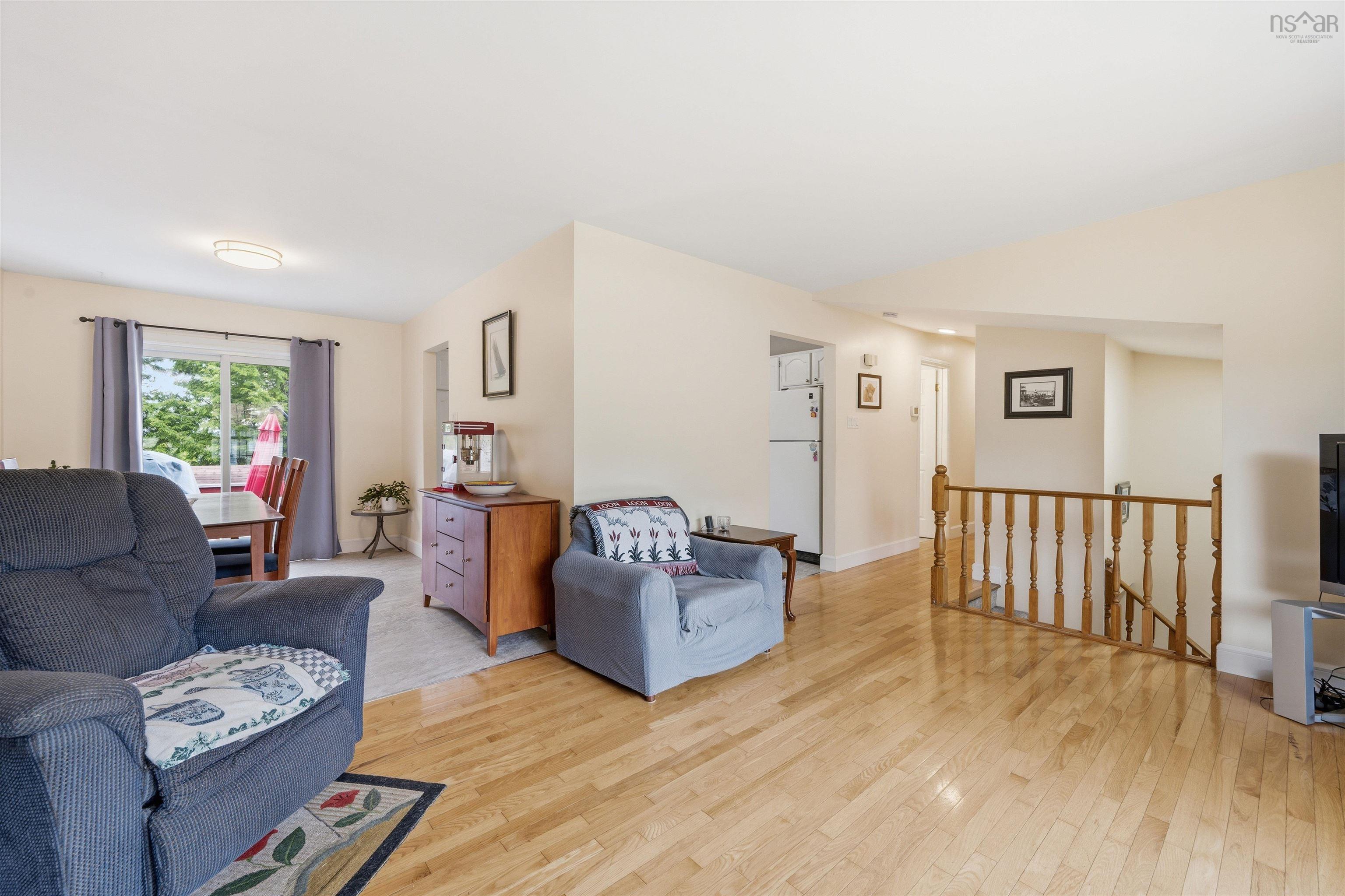 View image 9