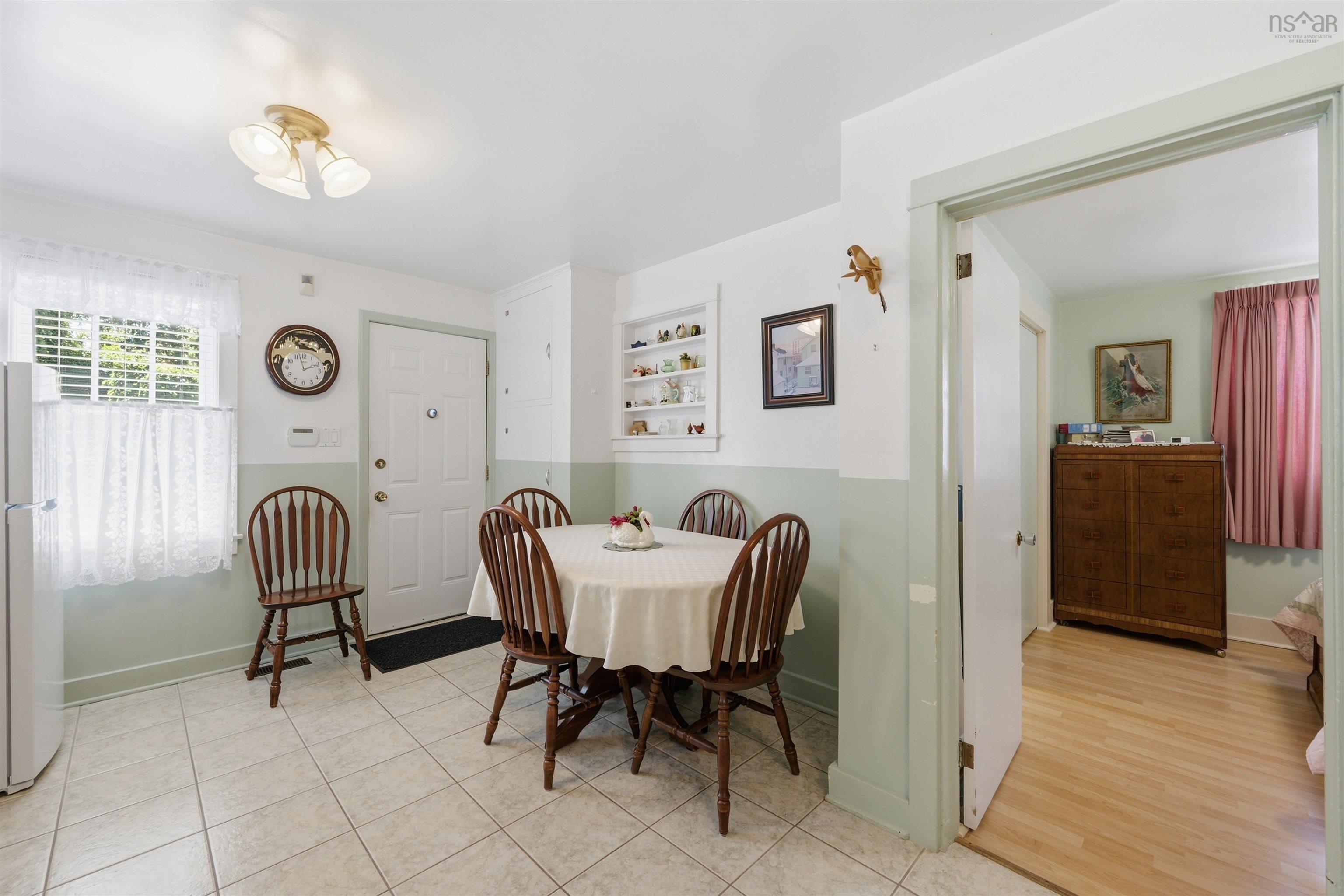 View image 17