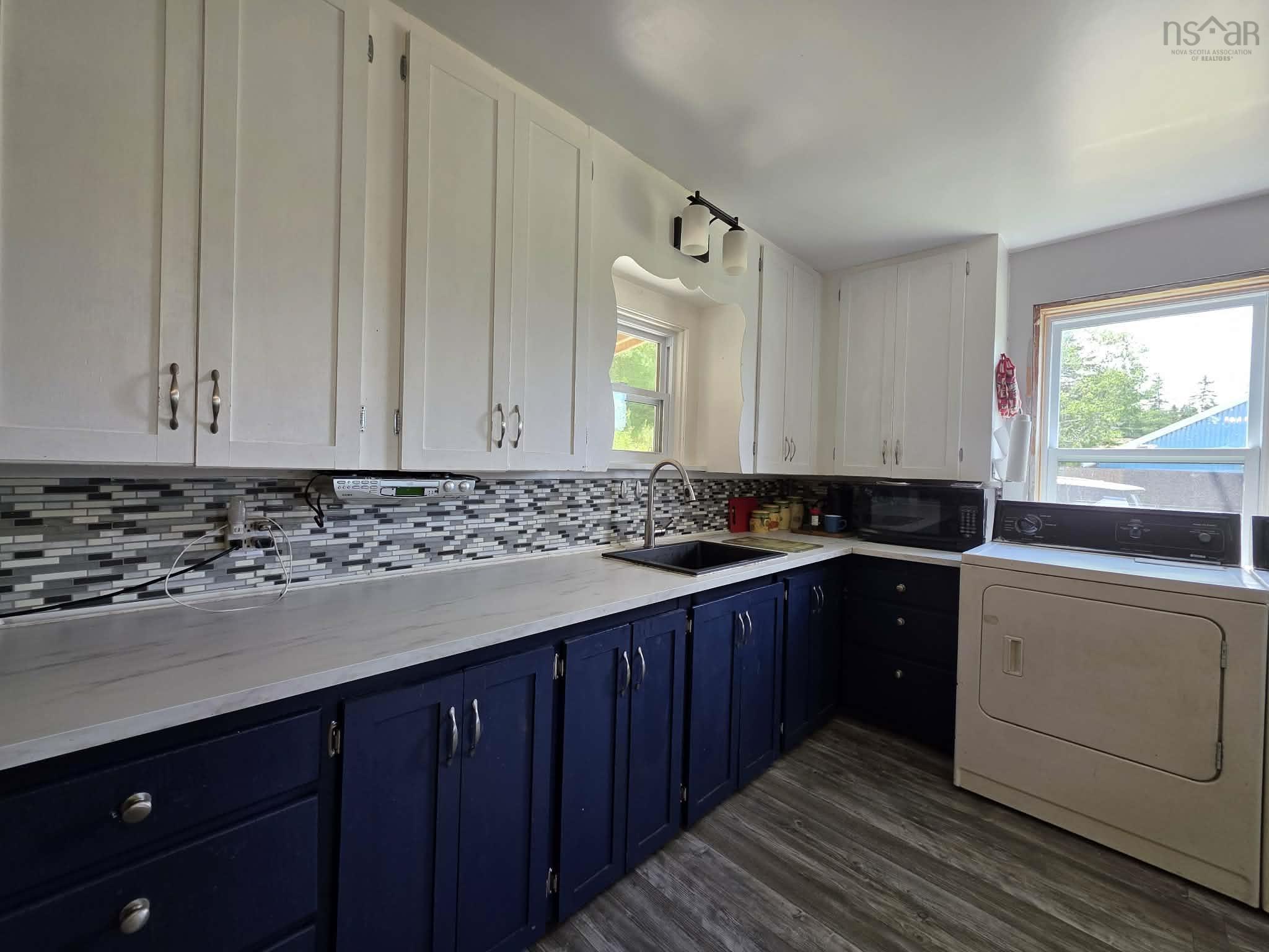 View image 17