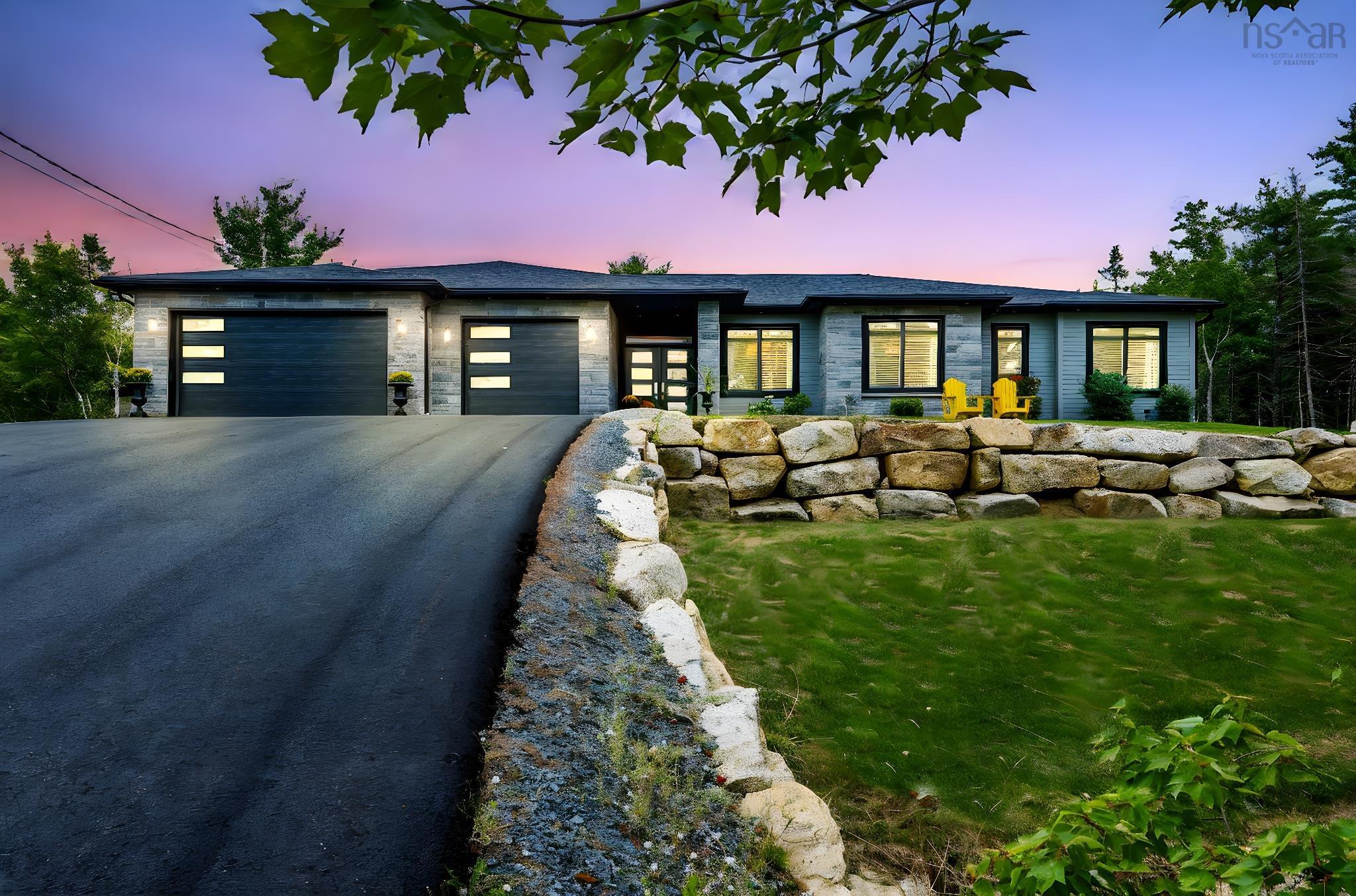 Thumbnail image for 10 Hawkins Drive MLS<sup>®</sup> 202618276