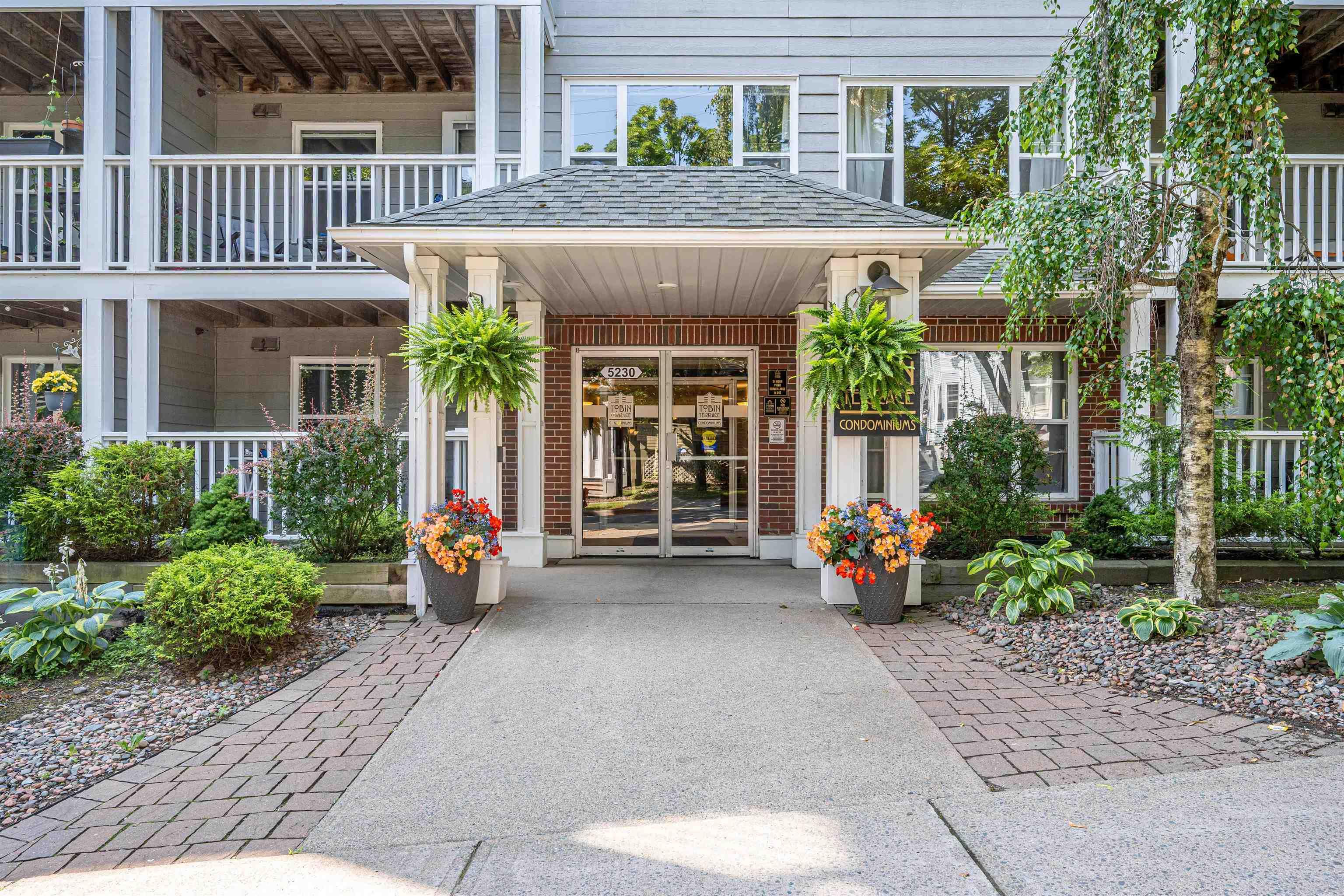 Thumbnail image for 105 5230 Tobin Street MLS<sup>®</sup> 202618283
