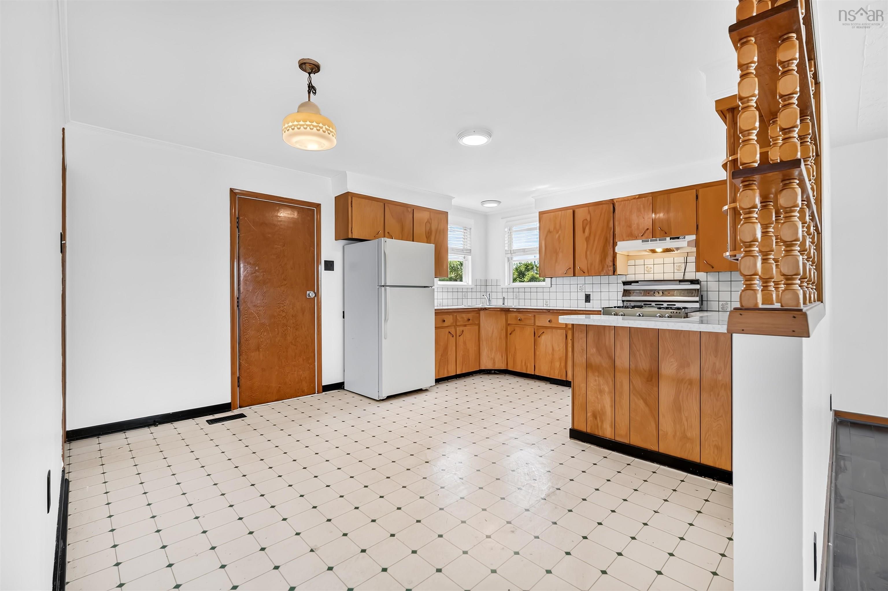 View image 18