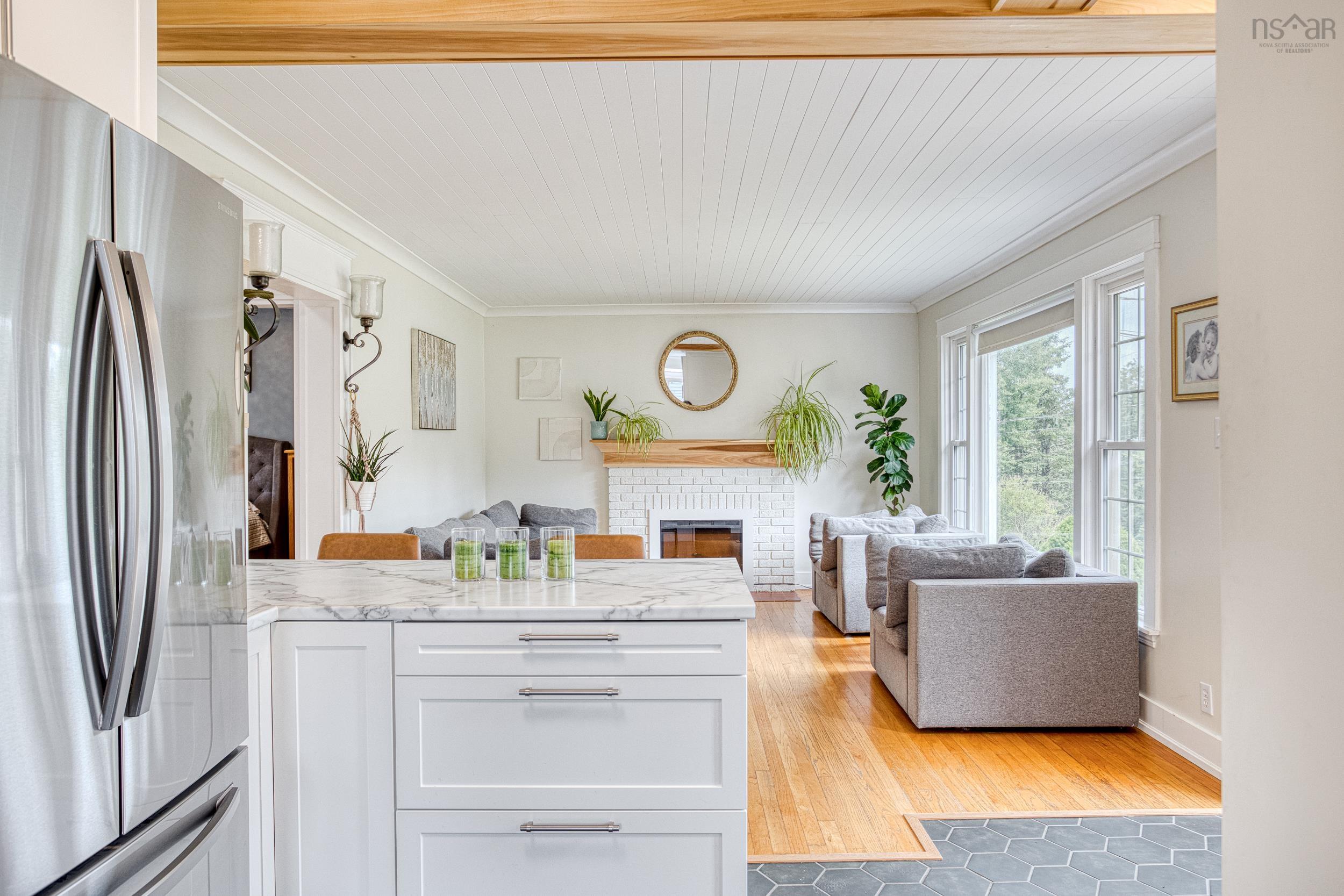 View image 12