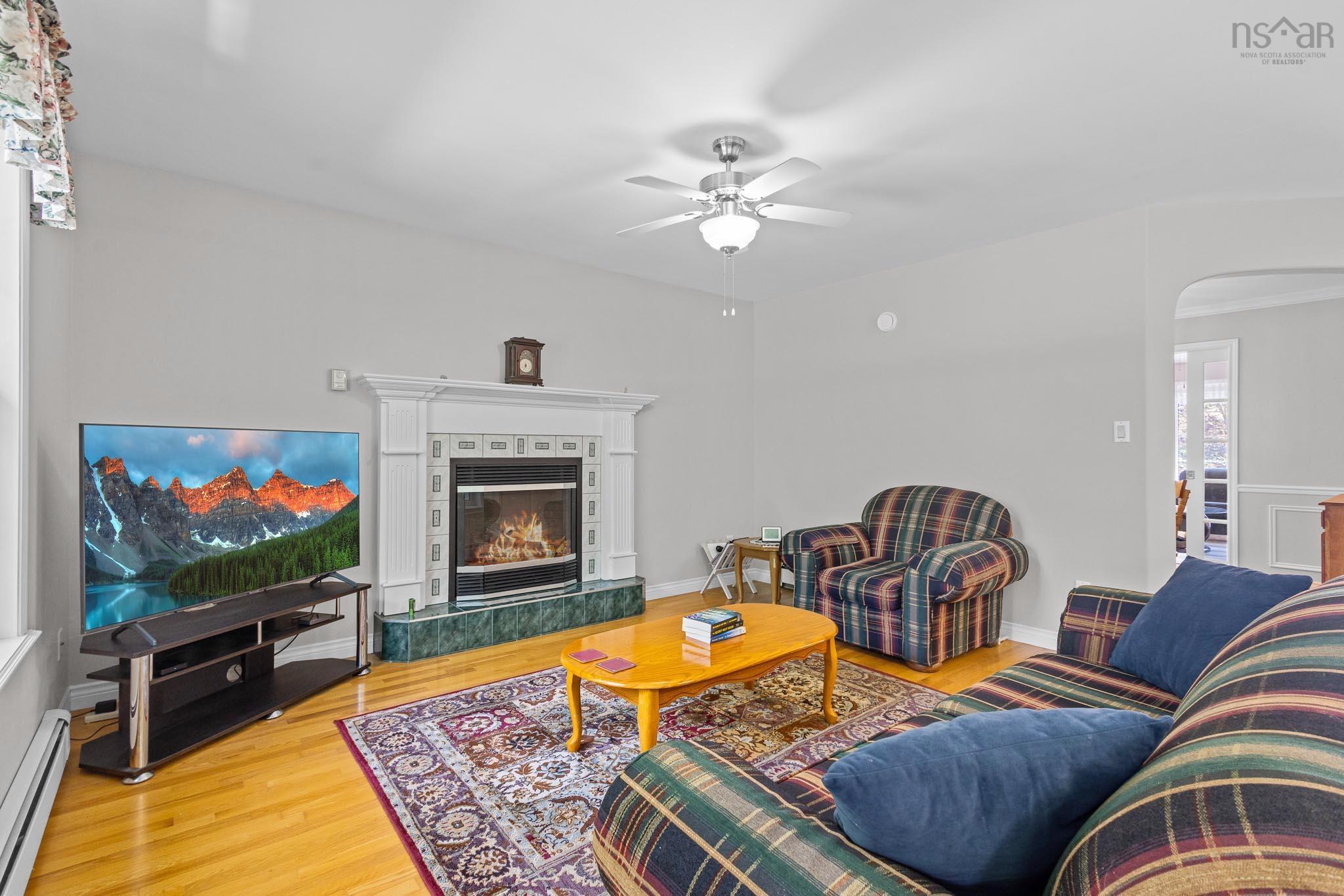 View image 19