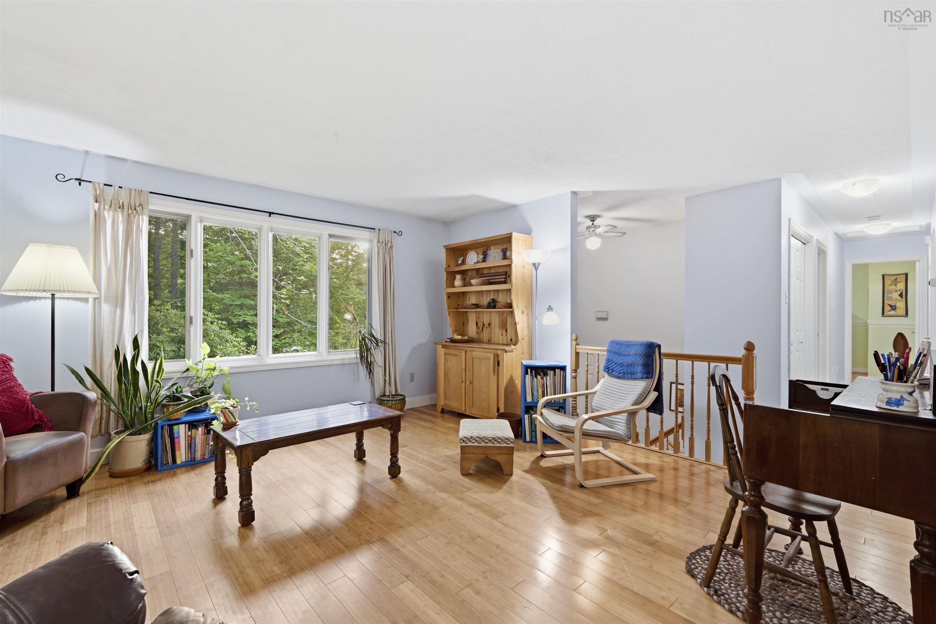 View image 9