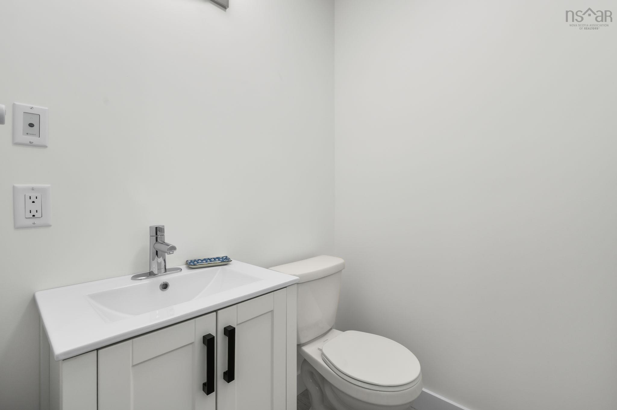 View image 18