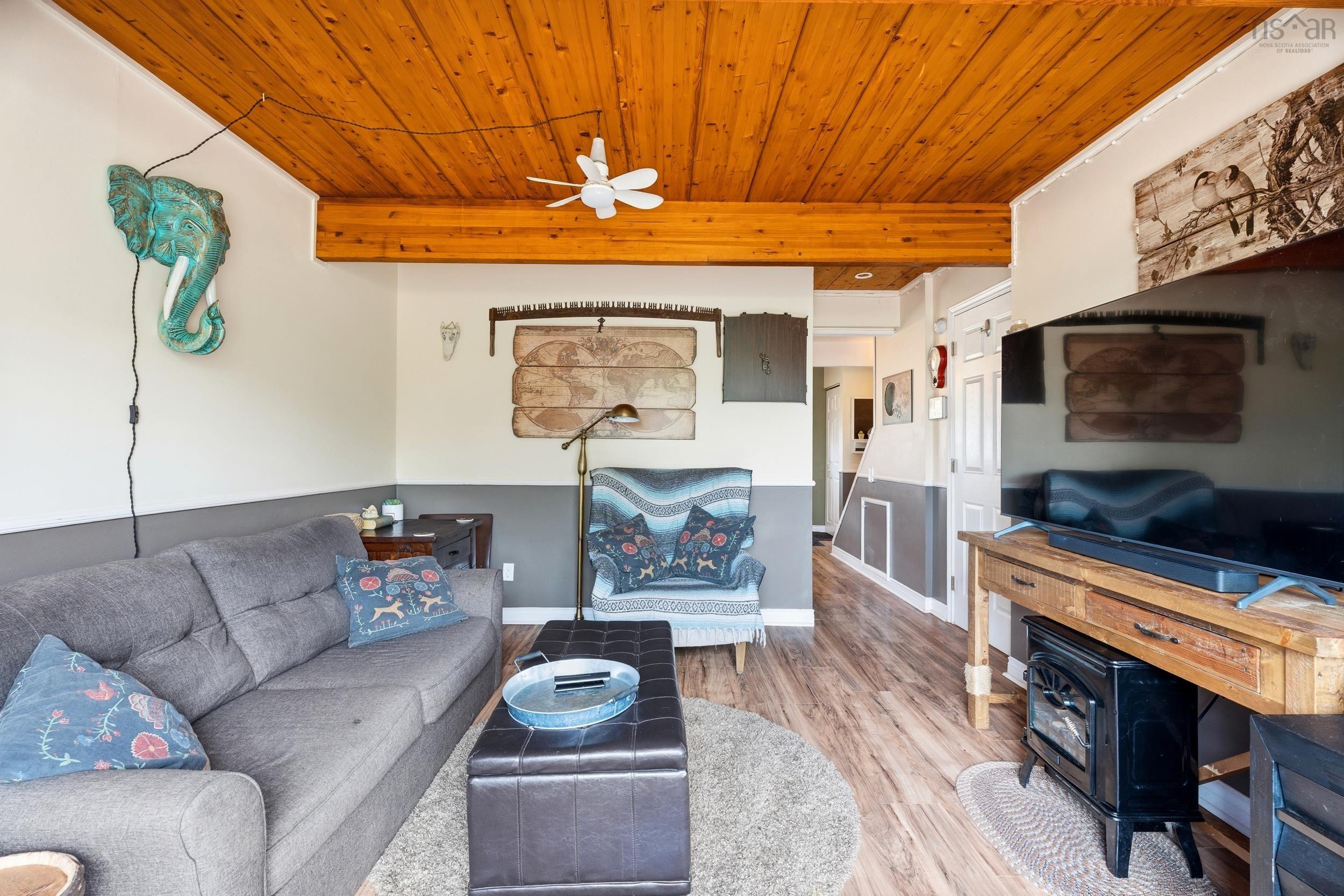 View image 15