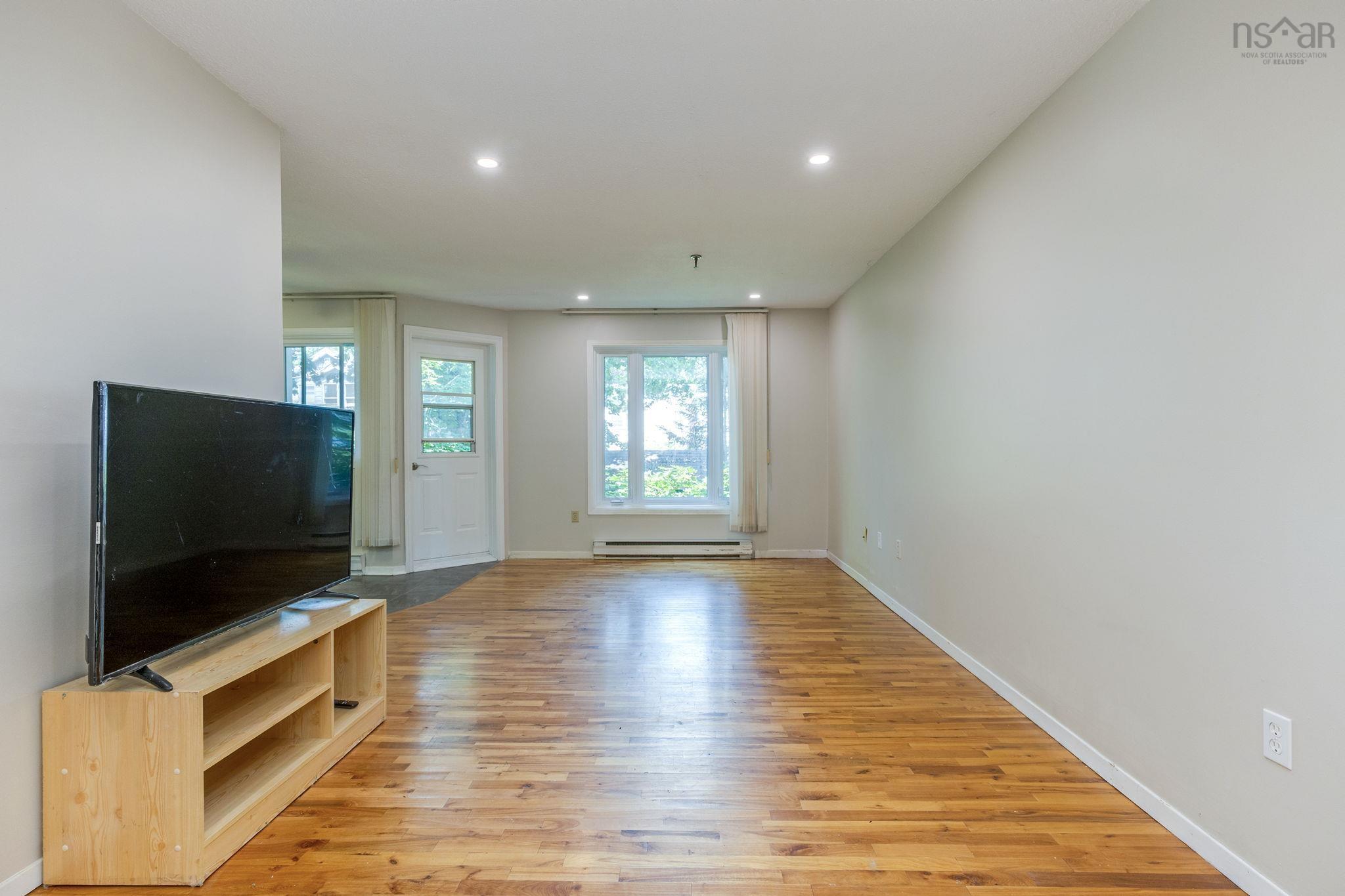 View image 9