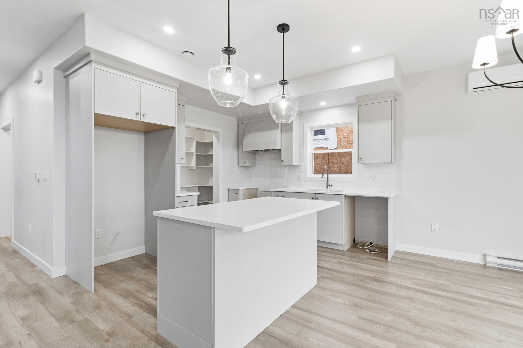 View image 12